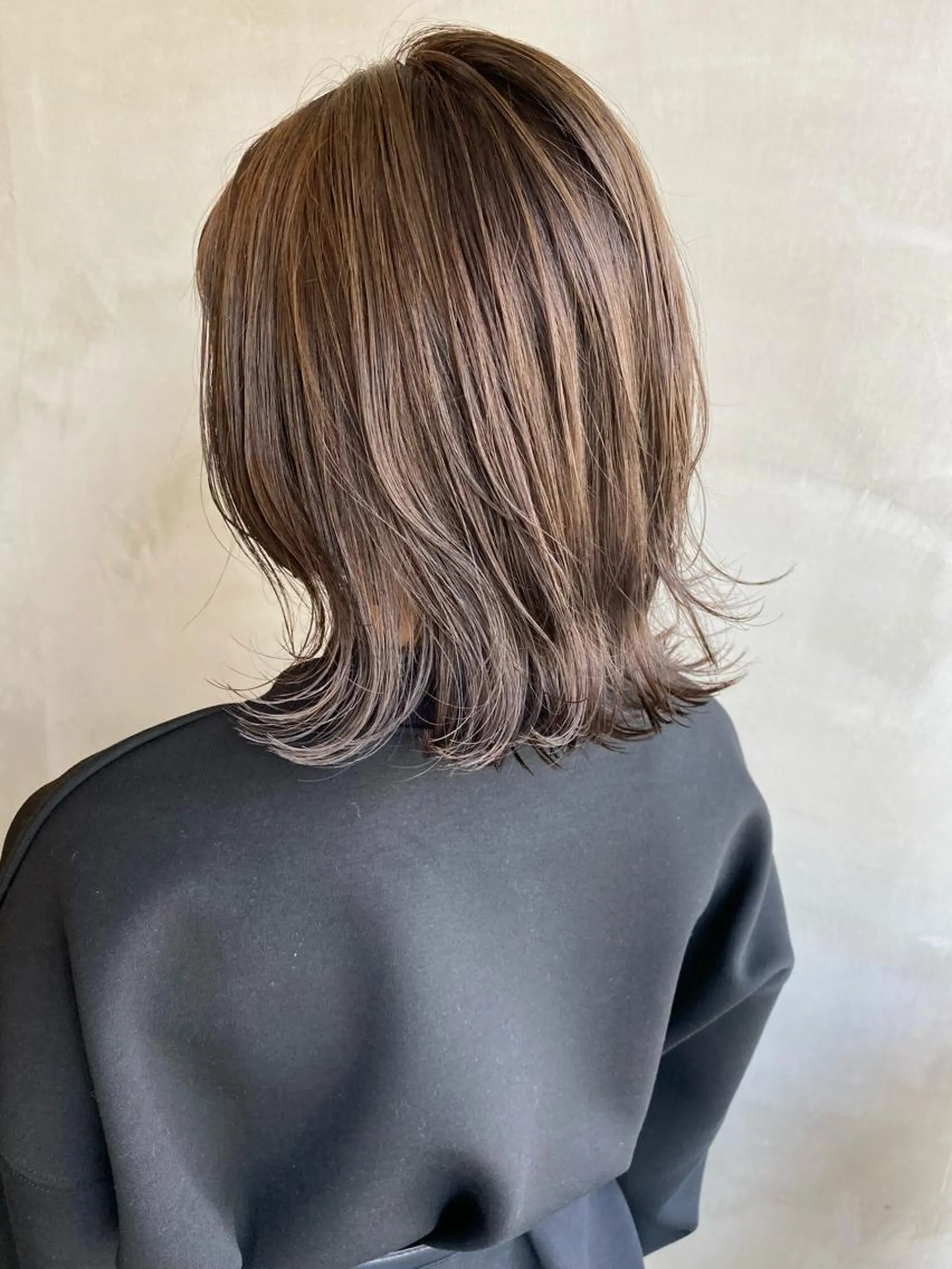 ショート カラー ヘアアレンジ ネイル マツエク・マツパ ベージュカラー 透明感カラー ハイライトカラー 外国人風カラー ハイライト カット ヘアカラー トリートメント 夜23時まで予約🉑 reverieあきらのヘアスタイル
