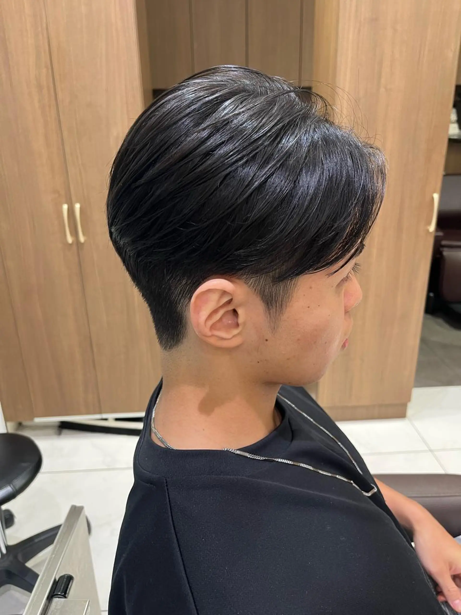 メンズ 刈り上げ 伊佐 愛のヘアスタイル