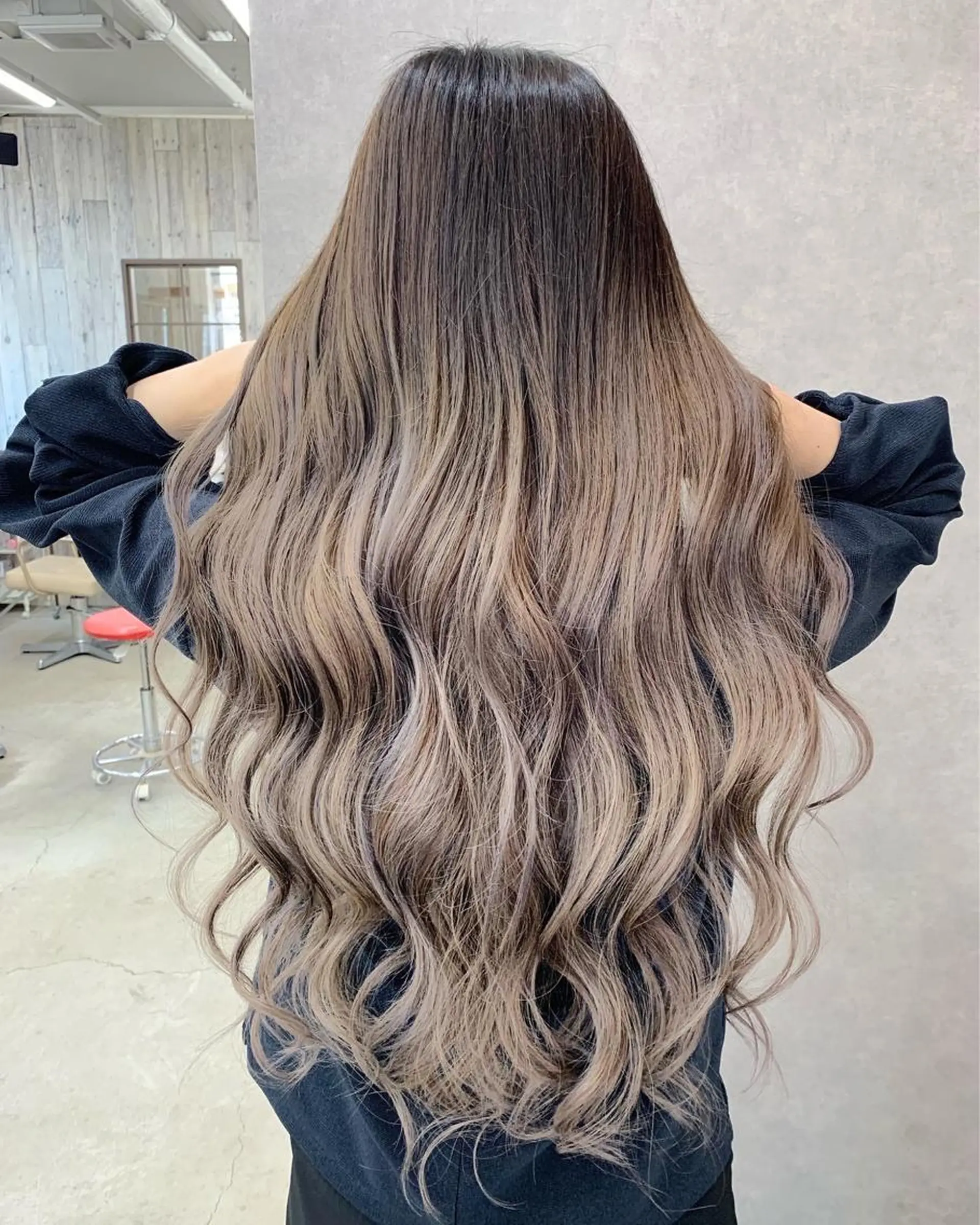 カラー BLEACHi /noeのヘアスタイル