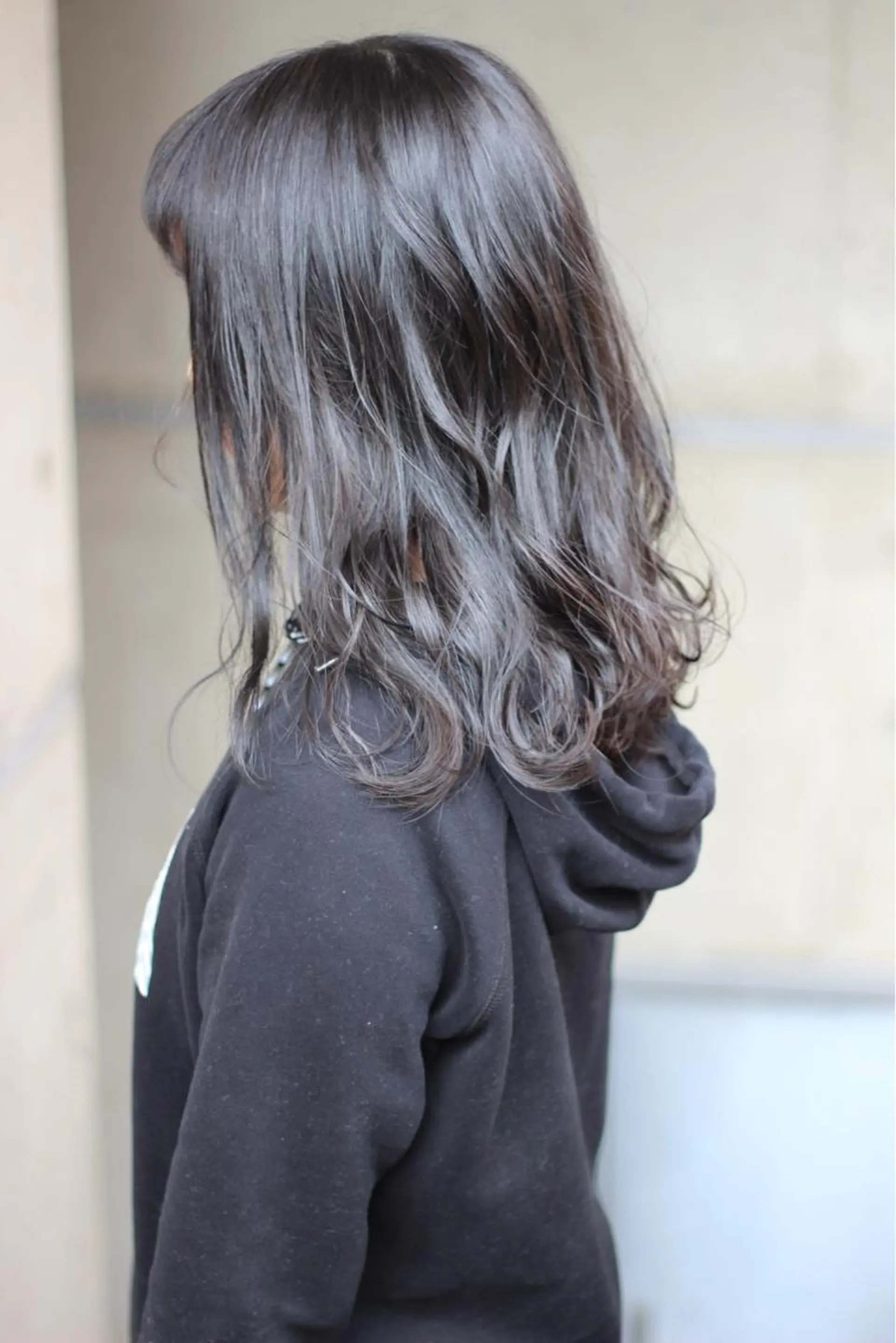 ロング カラー パーマ アッシュ ブルーカラー ブルーアッシュ ヘアカラー トリートメント 成松 勇治のヘアスタイル