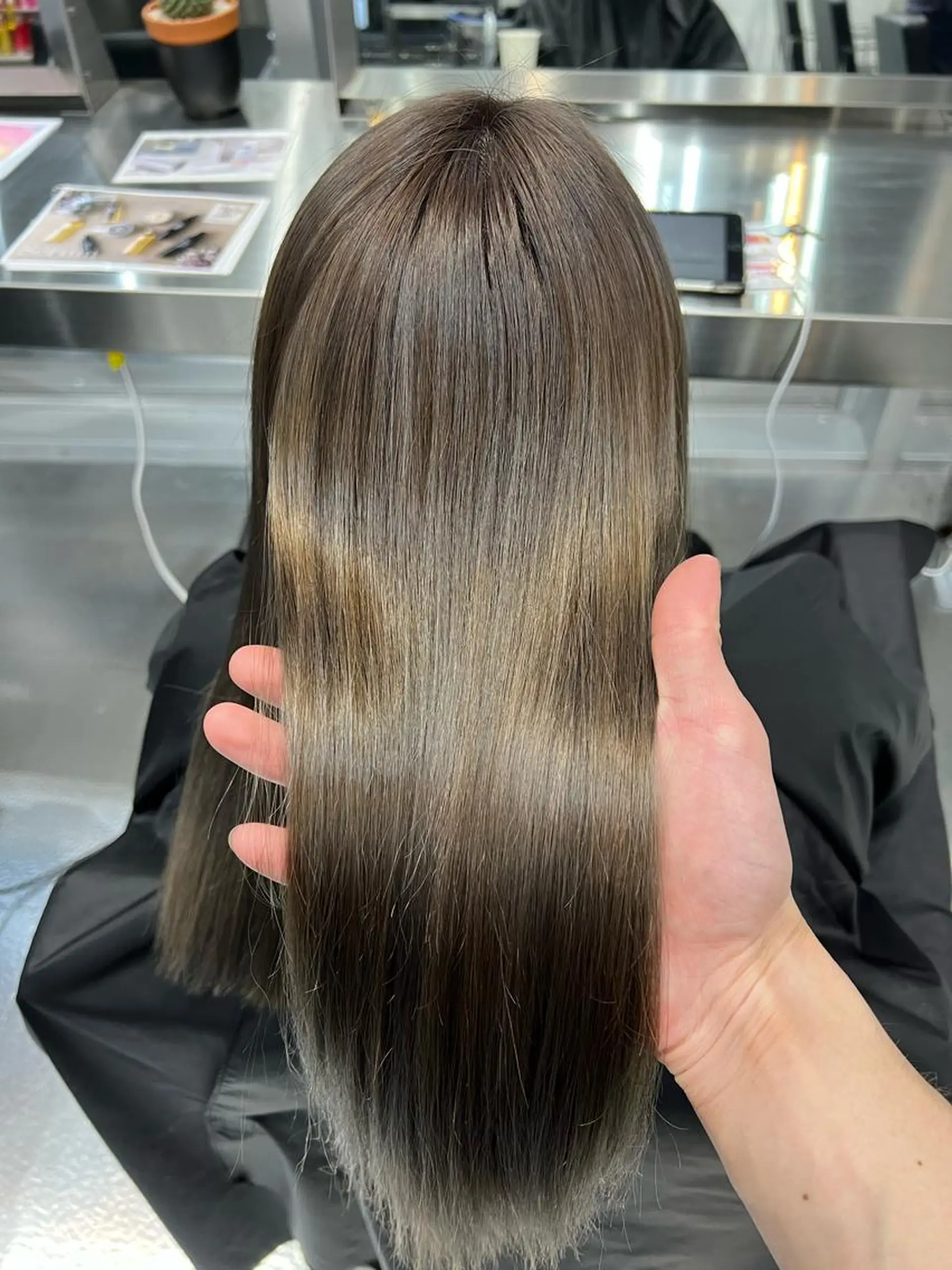 ロング 髪質改善 トリートメント トリートメント CARAT堺東 Aujua認定サロンのヘアスタイル