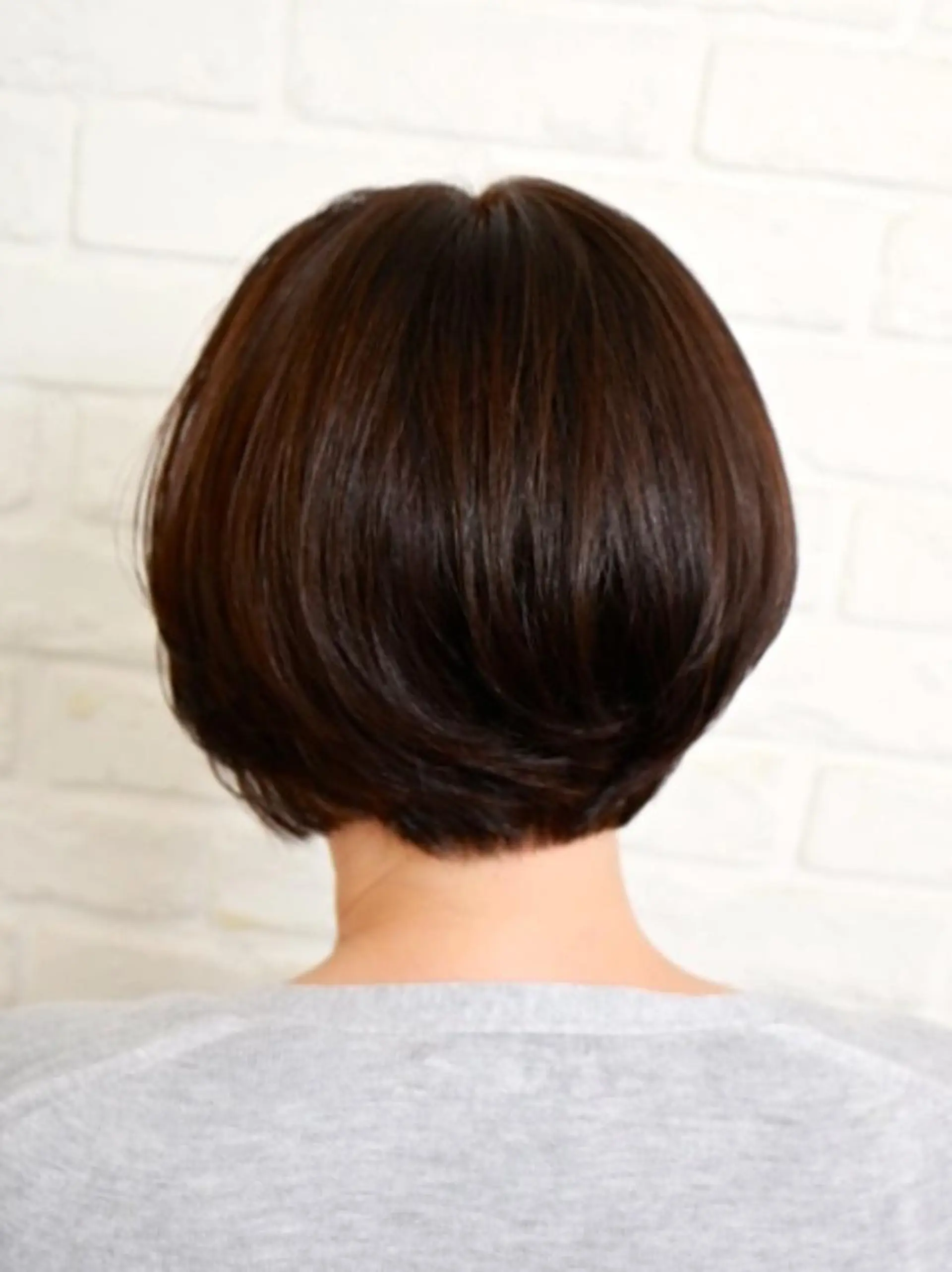 カラー 下池 紗加のヘアスタイル