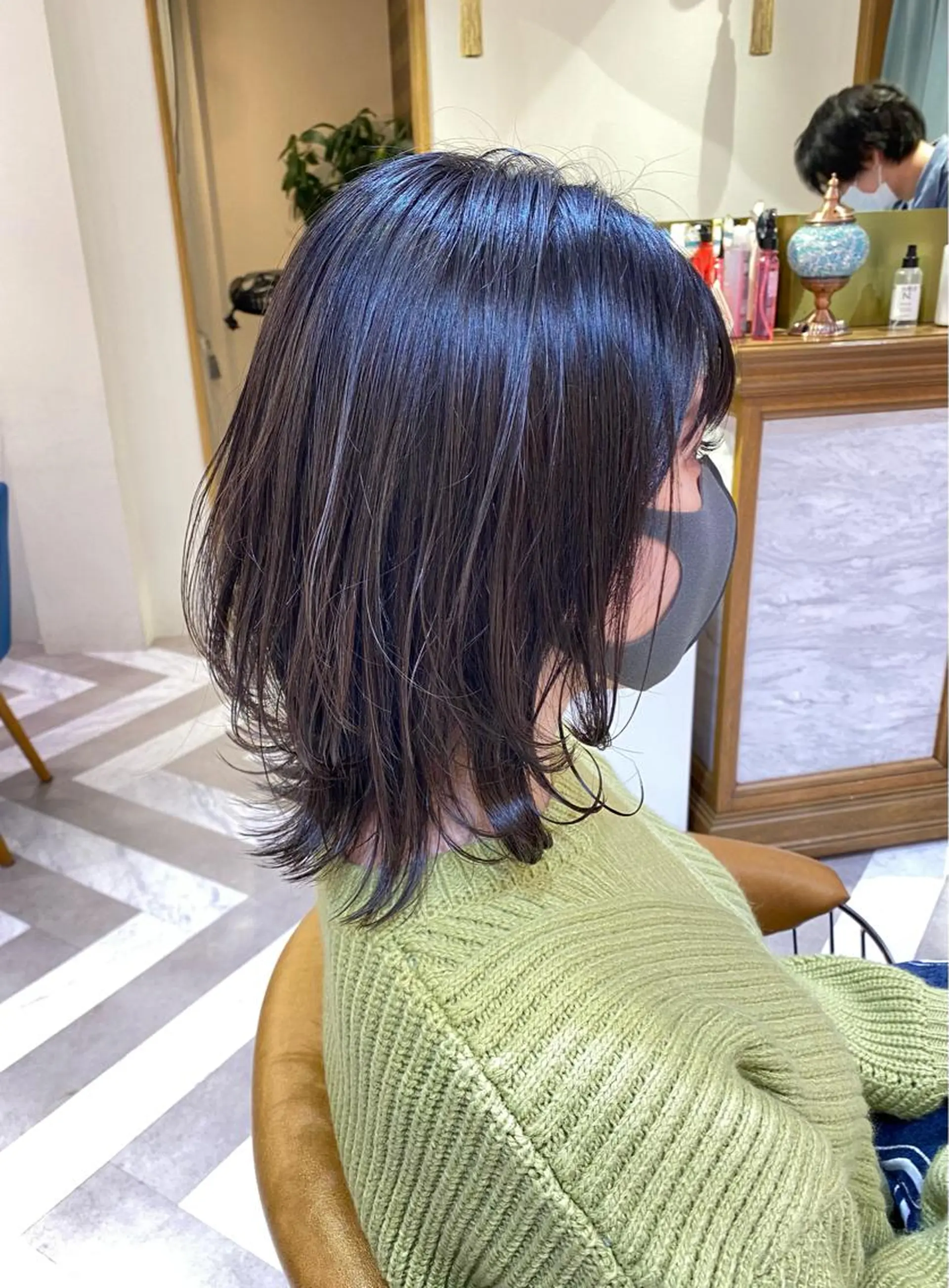 ミディアム カラー カット ヘアカラー トリートメント レイヤーカット /透明感カラー西田のヘアスタイル