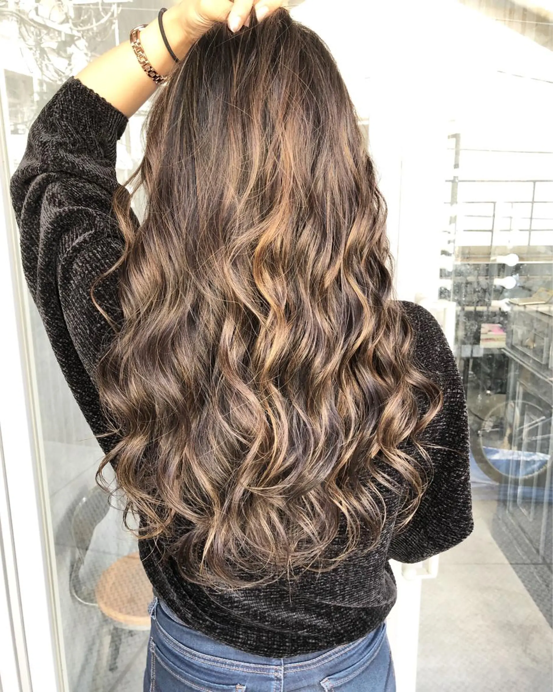 ロング カラー グレージュ レイヤーカット BLend 渋谷のヘアスタイル