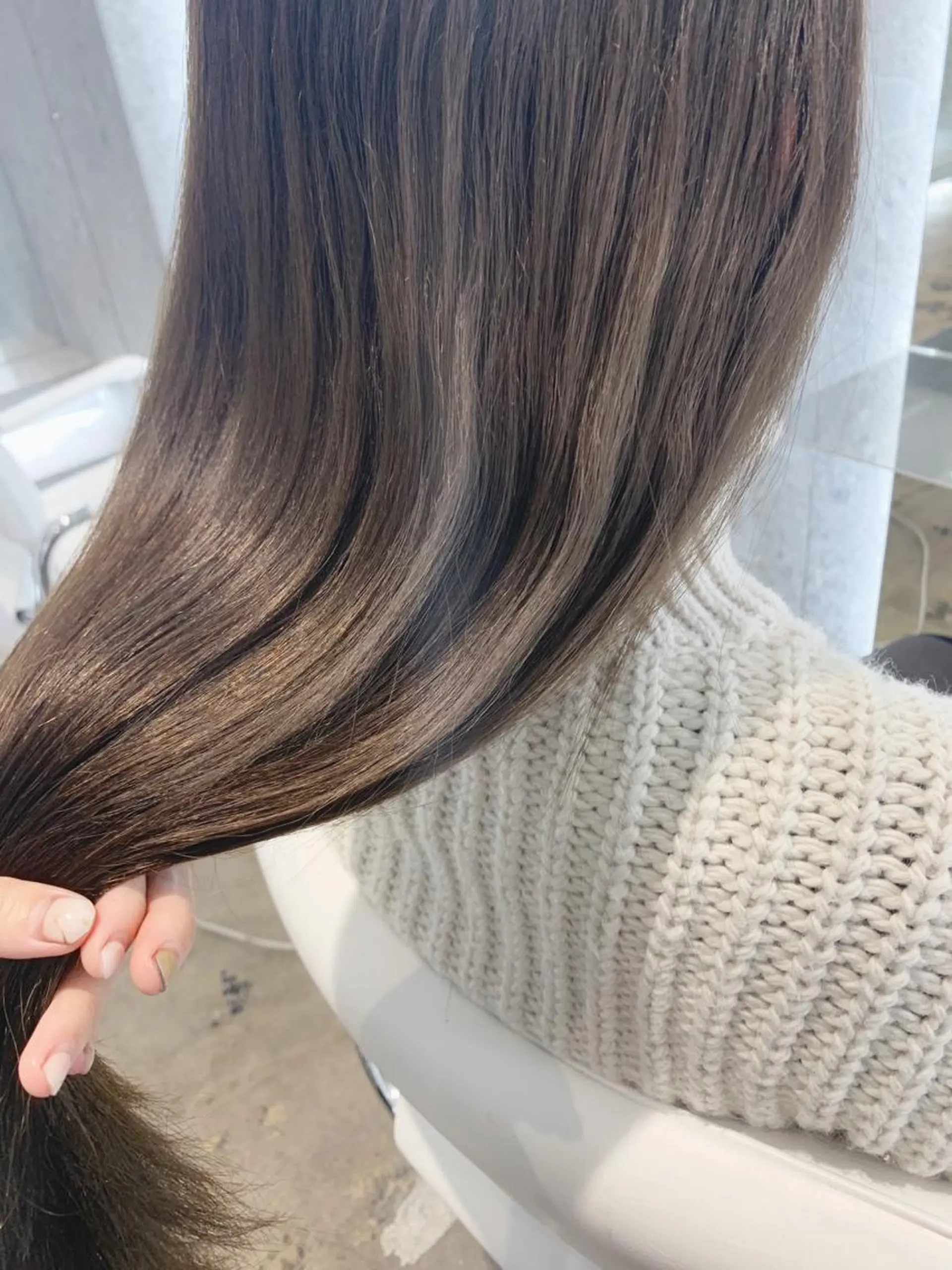 ロング カラー ヘアカラー トリートメント 山下 千明のヘアスタイル