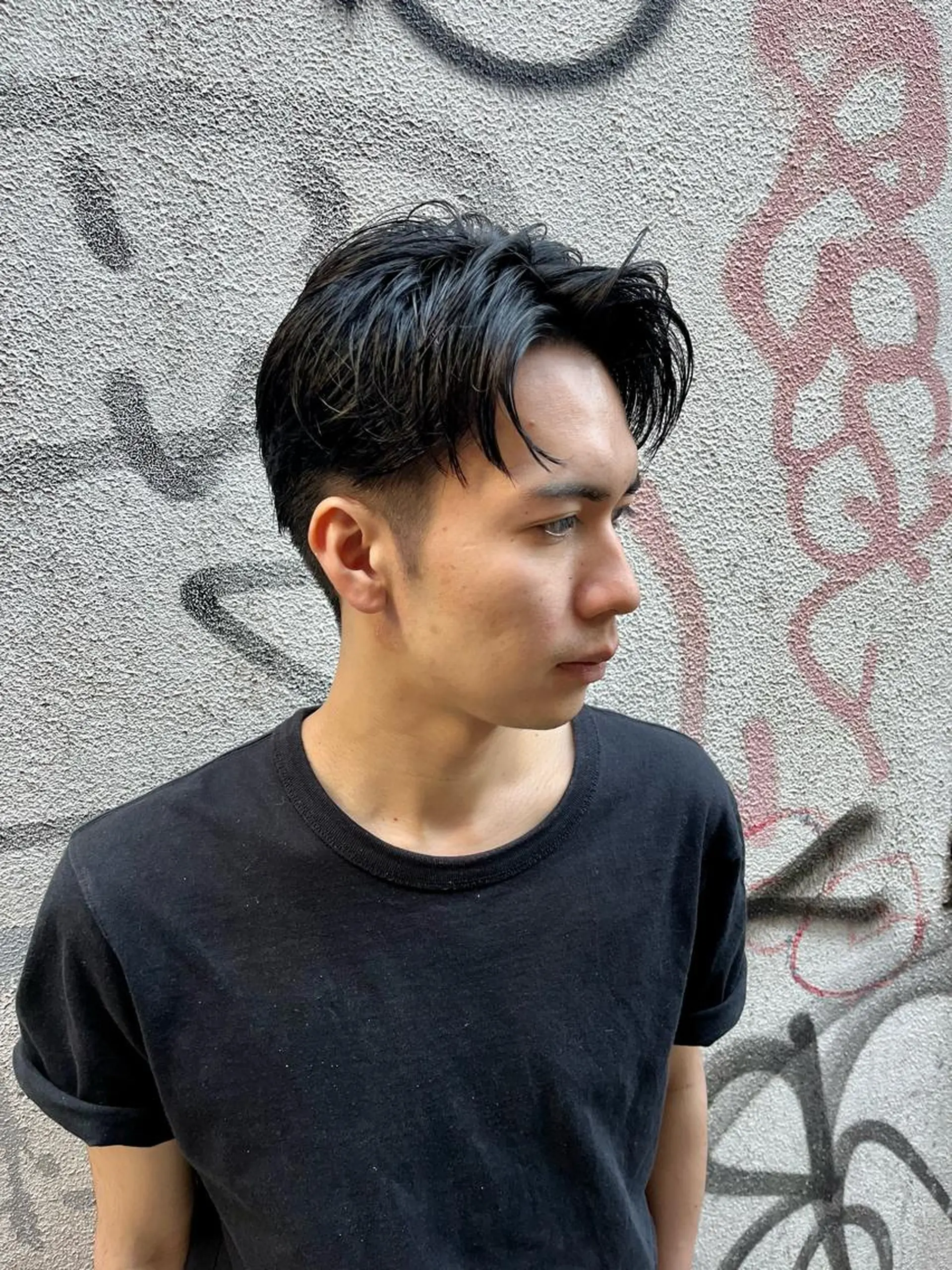 ショート カラー ヘアアレンジ メンズ メンズバレイヤージュ メンズブリーチ メンズハイライト メンズハイトーン メンズインナーカラー ヘアカラー トリートメント ヘッドスパ ヘアセット 二ヶ月綺麗なデザイン カット/星野六三四のヘアスタイル