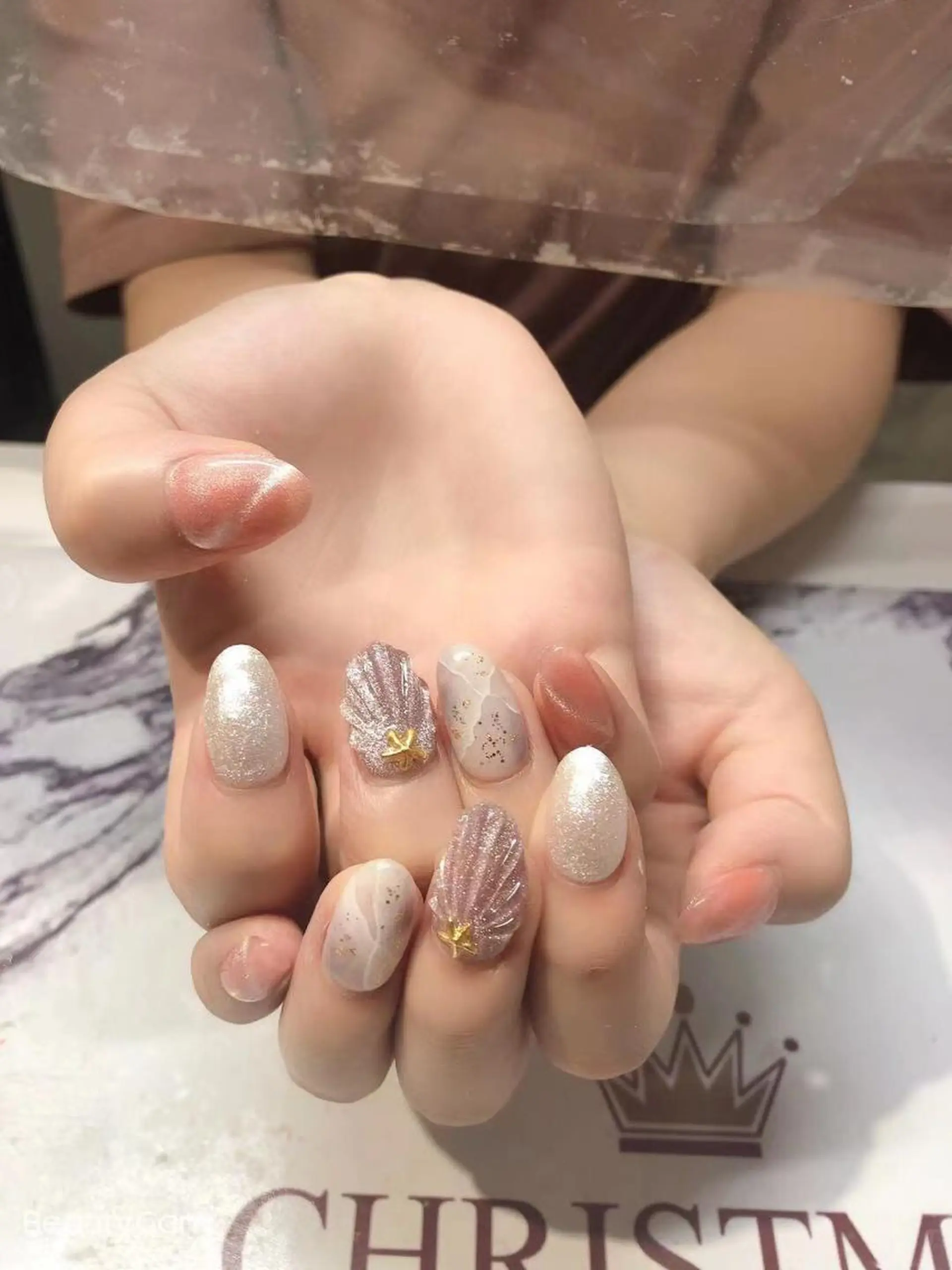 ネイル ハンドネイル ガレンドウ 白澤 愛子のネイルデザイン