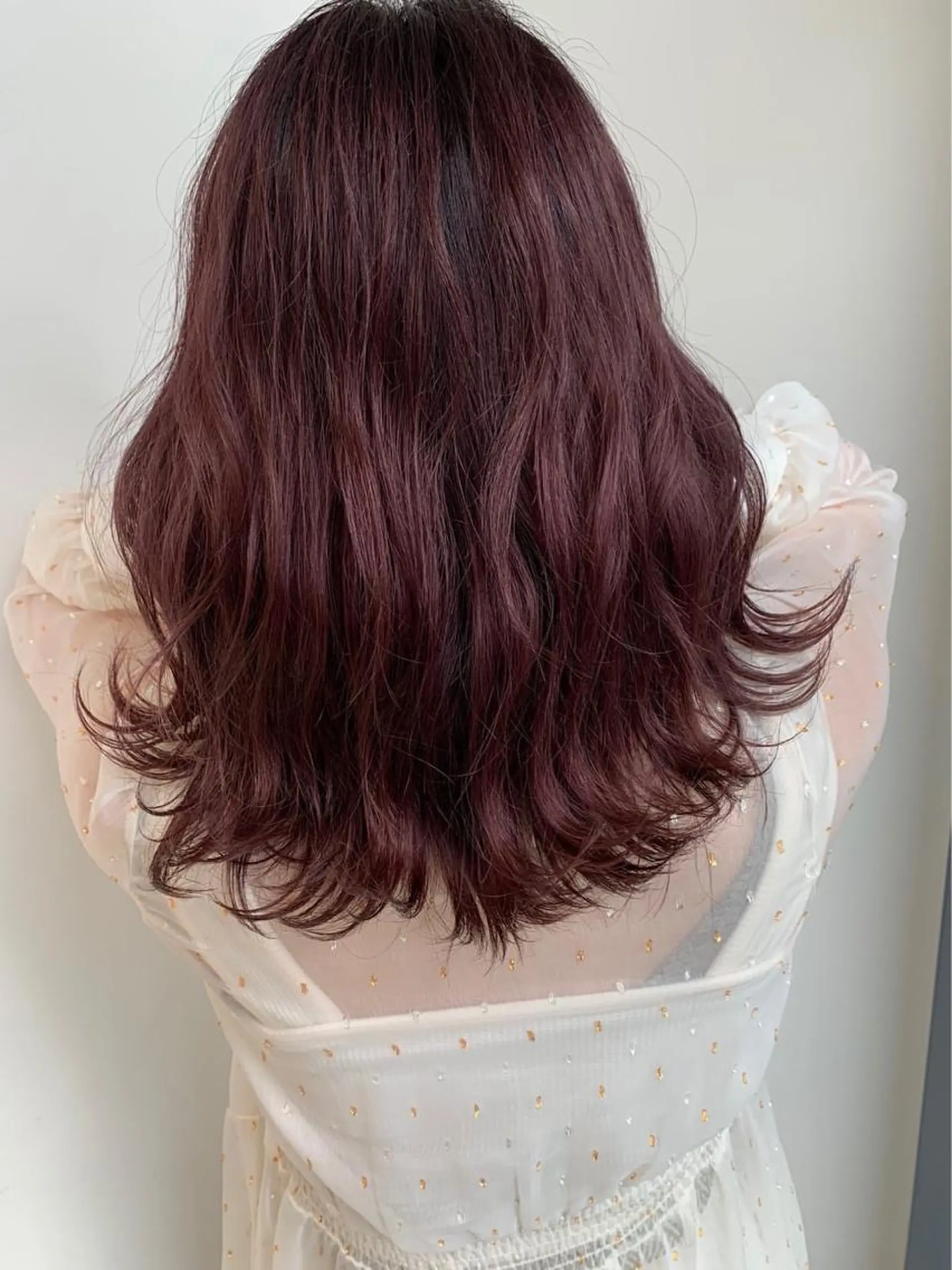 セミロング パープルカラー Ma chérie by lond金山所属・カット講師 久保匠のヘアスタイル