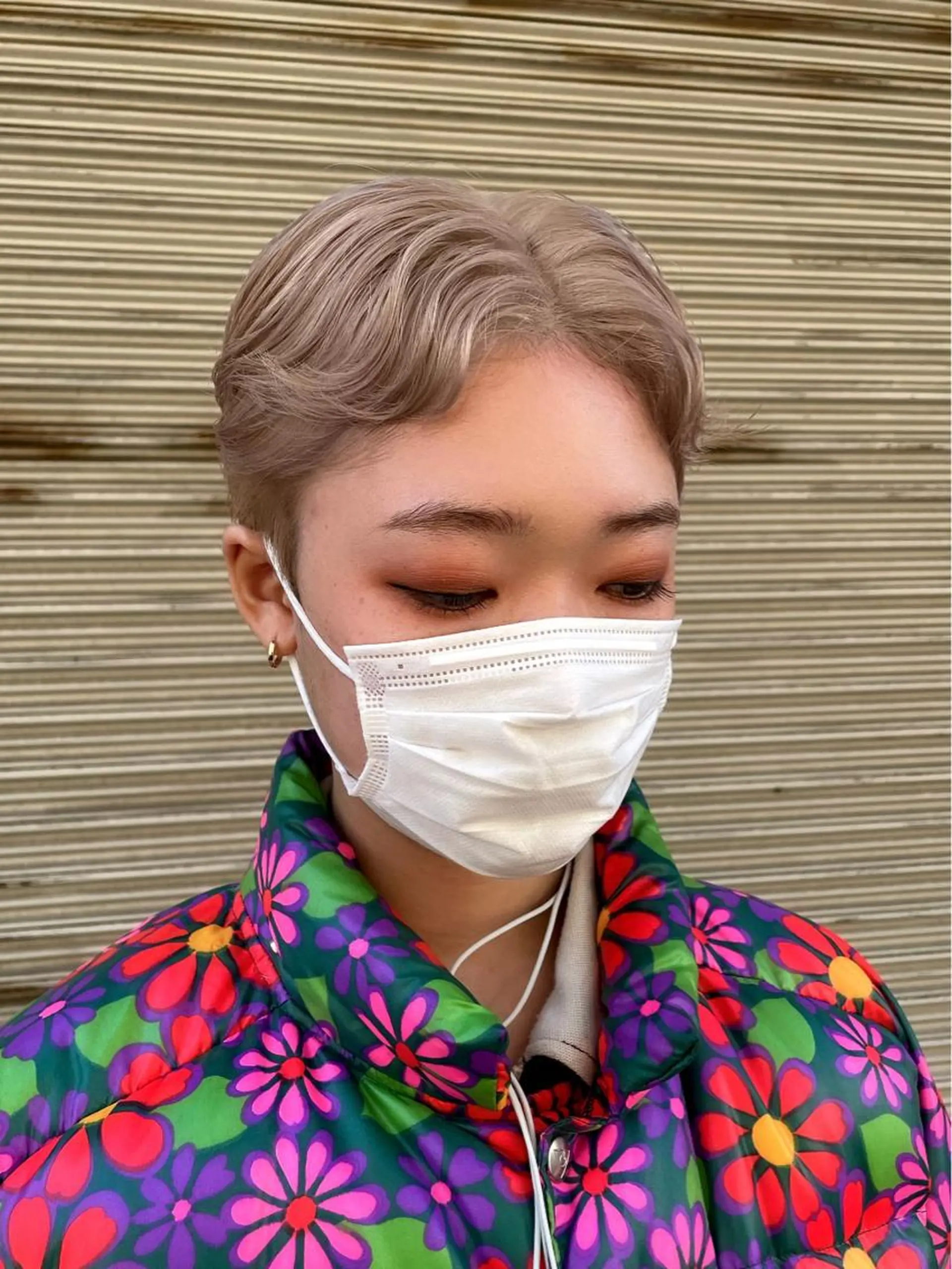 ショート カラー ハイトーン/ブリーチ /ウルフ⛓️MAKIのヘアスタイル