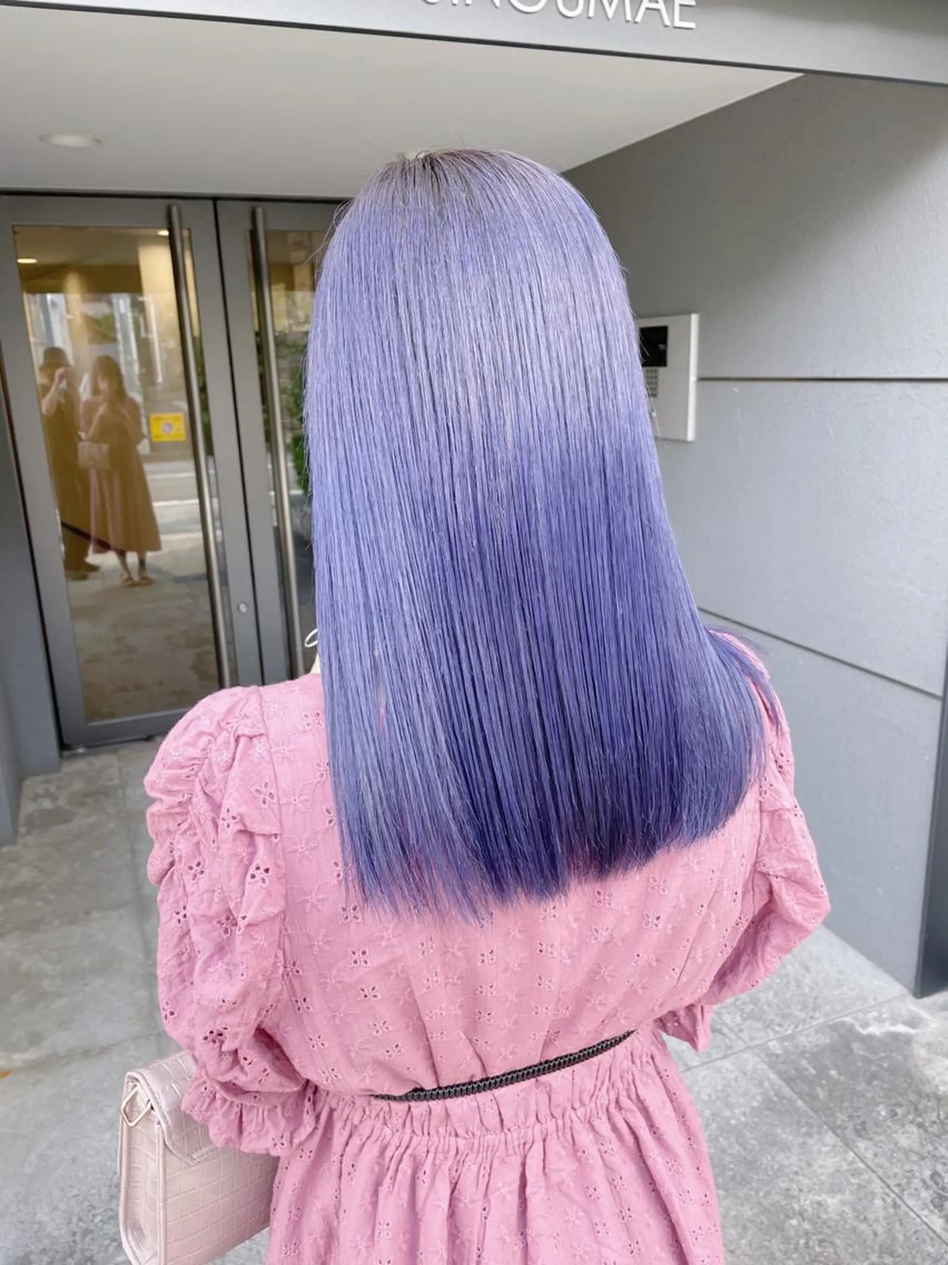 ロング カラー ヘアアレンジ メンズ キッズ メンズバレイヤージュ メンズブリーチ メンズハイライト メンズハイトーン メンズインナーカラー ヘアカラー トリートメント ヘアセット 💟Chloe原宿店 🩶ハイトーンのヘアスタイル