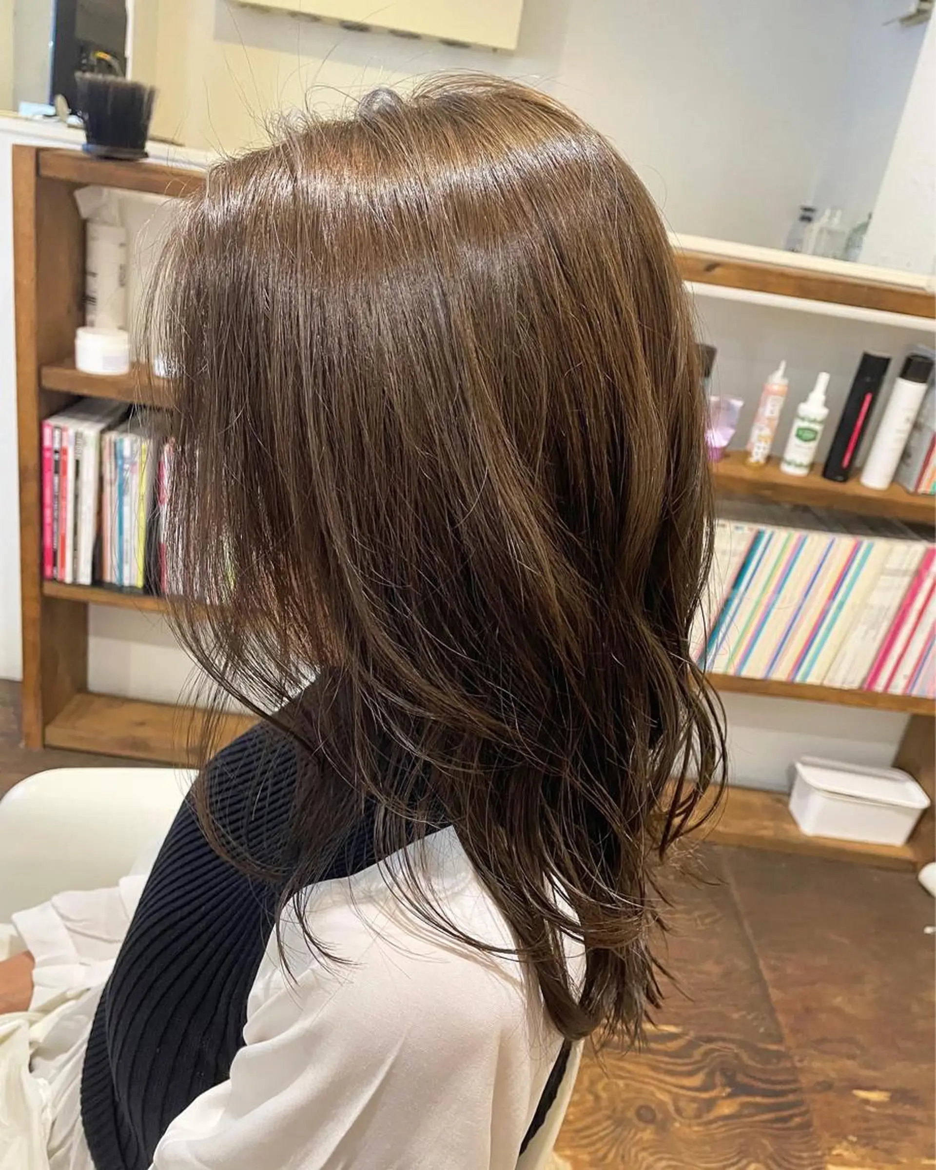 セミロング カラー ベージュカラー カット 縮毛矯正 トリートメント unsung所属・韓国風◎　田中 勇也のヘアスタイル