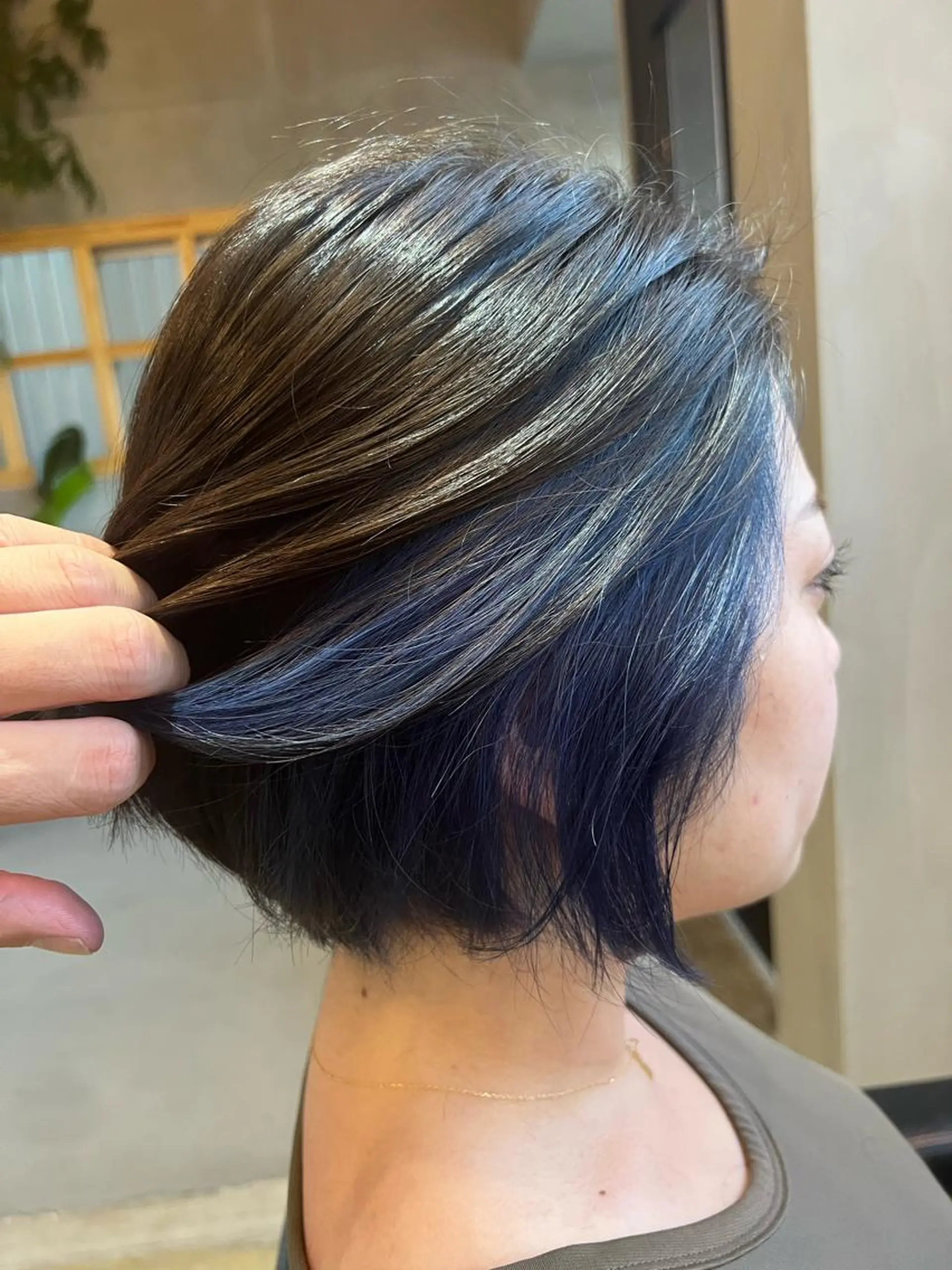 ショート カラー ハイライトカラー イルミナカラー ボブ ハイライト 髪質改善 カット ヘアカラー トリートメント シンヤヘアーズ 泉大津本店のヘアスタイル