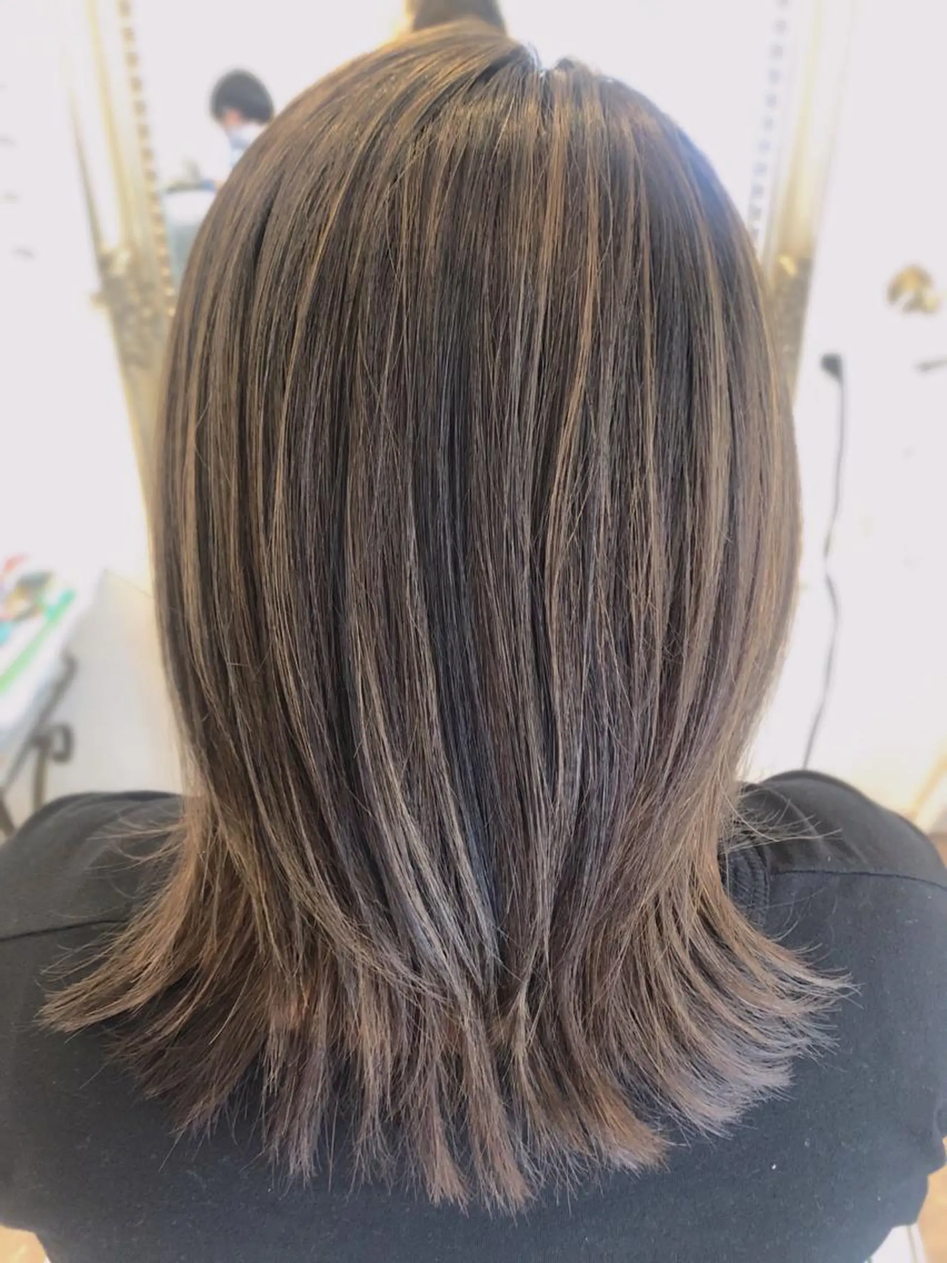 ミディアム ハイライト La.fleur ラ.フルールのヘアスタイル