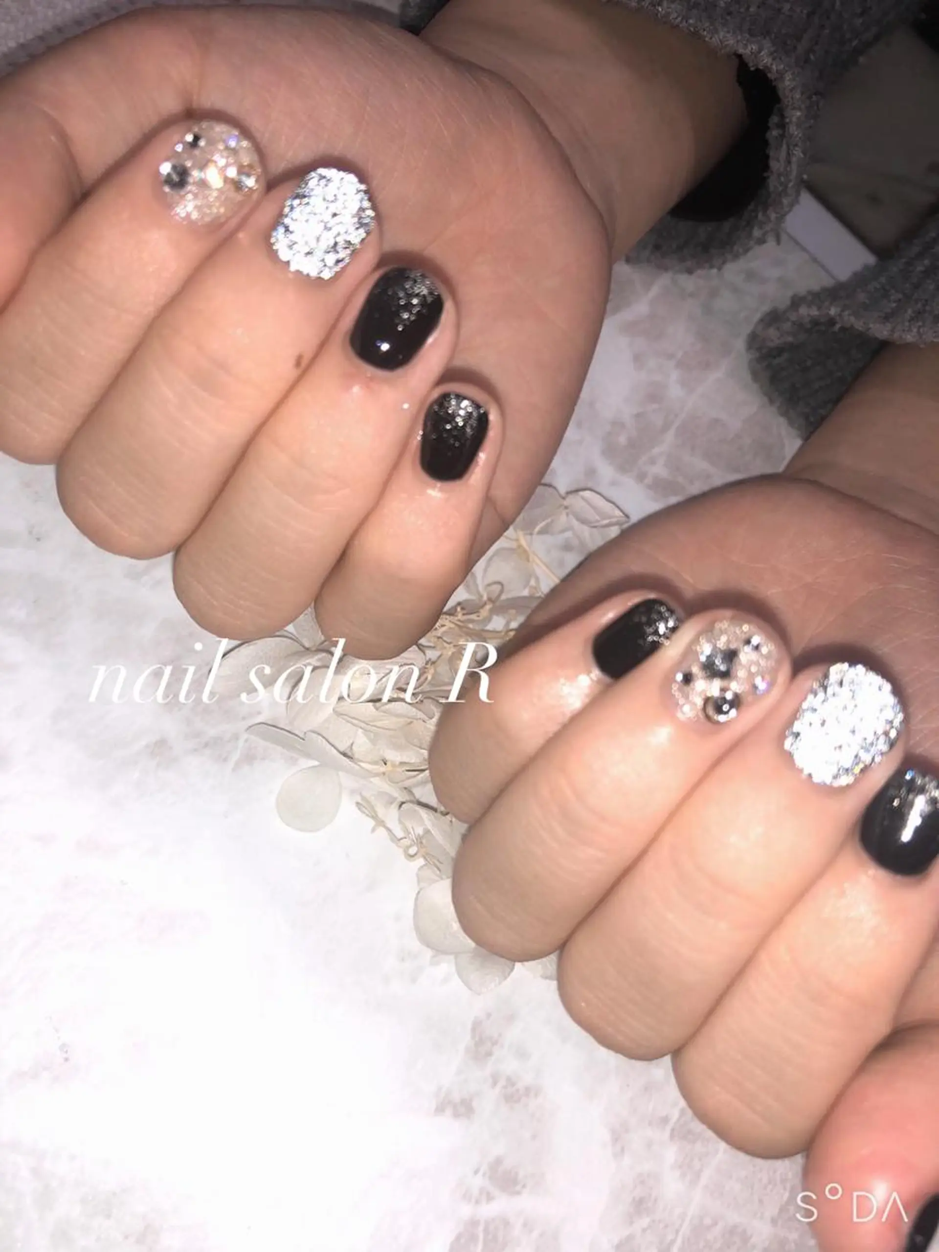 ネイル フラッシュネイル ハンドネイル nail salon Rのネイルデザイン