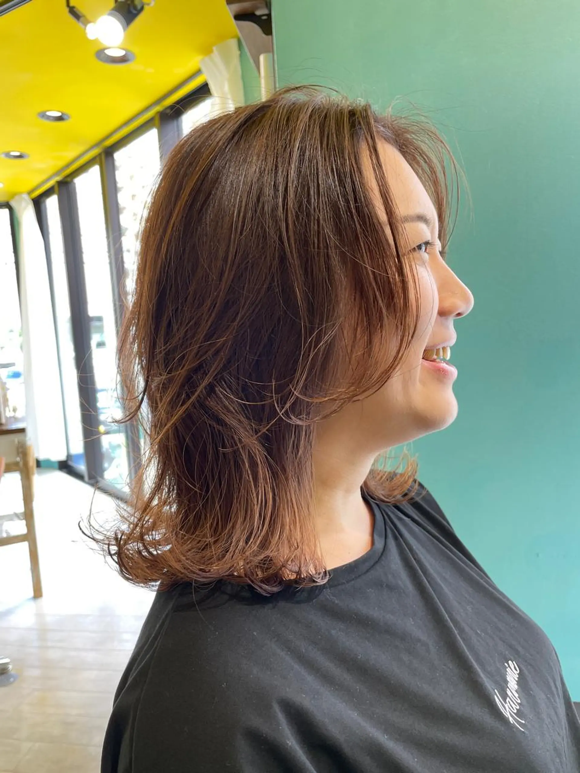 セミロング アッシュ ヘアカラー トリートメント 末石 智のヘアスタイル