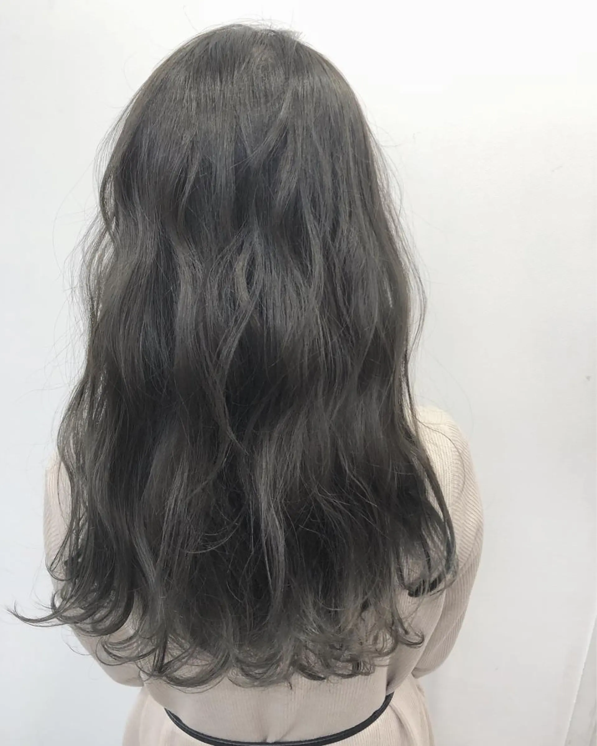 カラー グラデーションカラー レイヤーカット 古川洋之のヘアスタイル