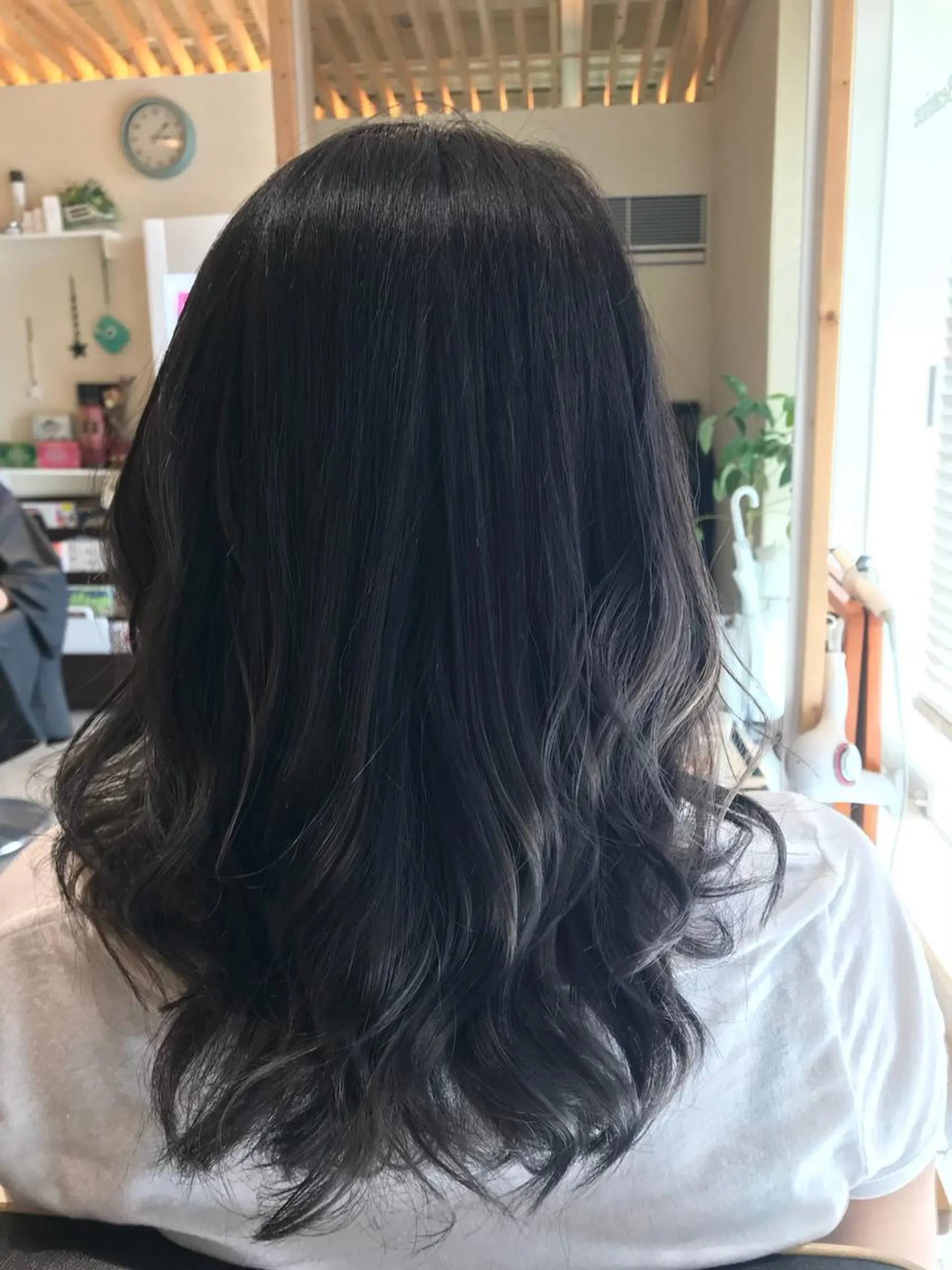 ロング カラー 関口 友行のヘアスタイル