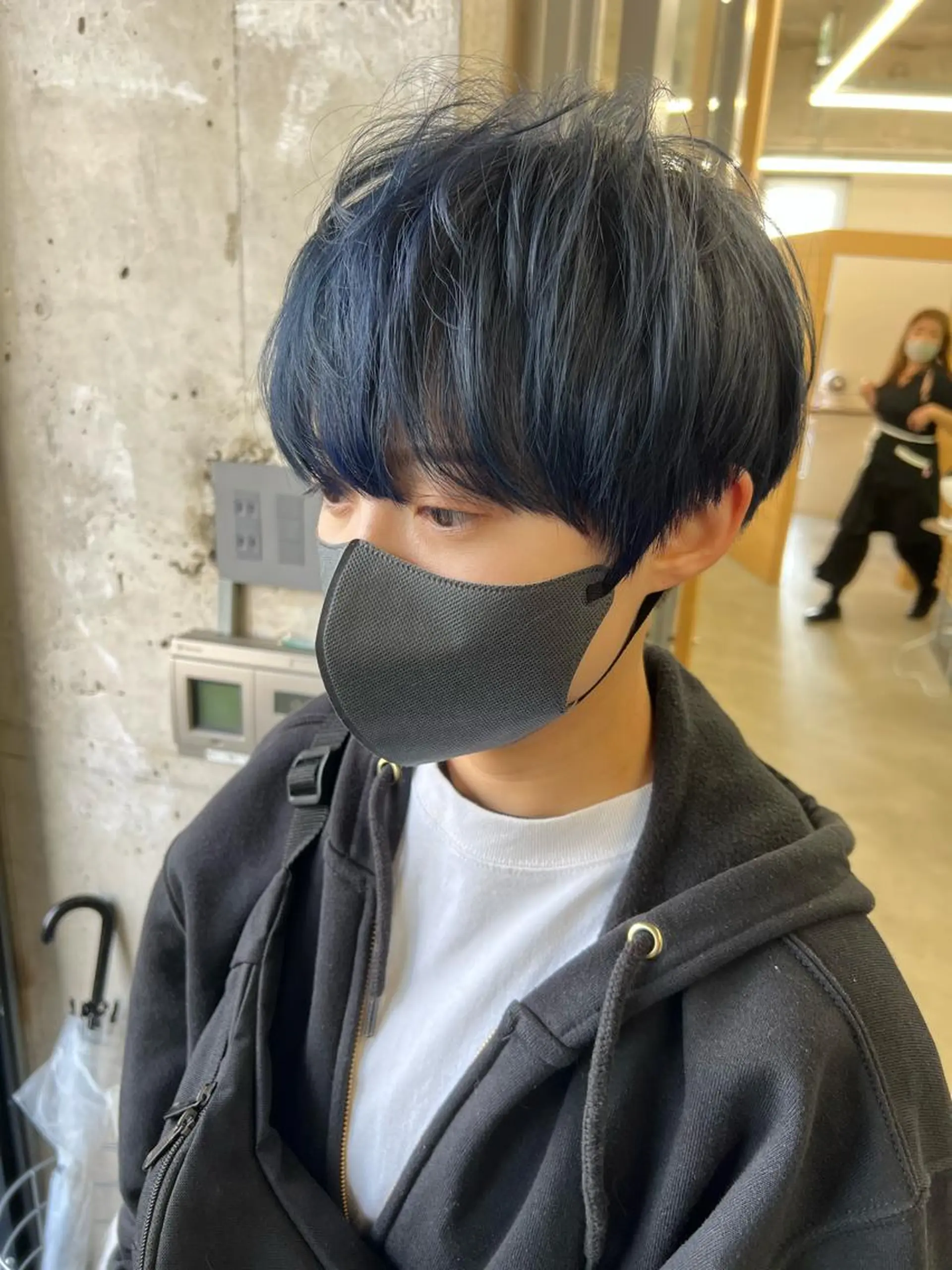 ショート カラー メンズ ネイビーカラー カット ヘアカラー トリートメント 【ネウィ天王寺 】seiyaのヘアスタイル