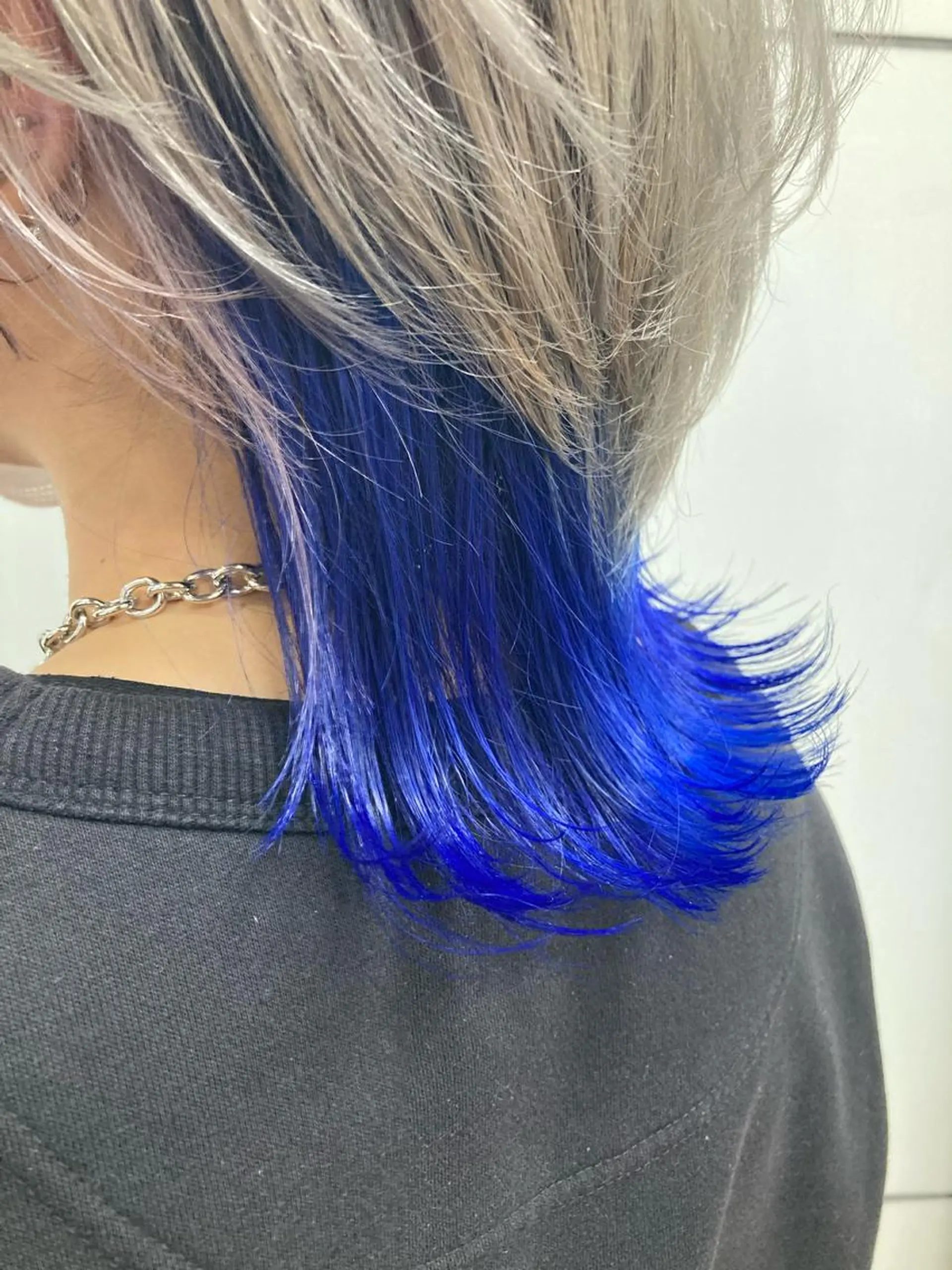 ショート カラー ブルーカラー インナーカラー ヘアカラー トリートメント 髪質改善/痛ませ ないカラー/西村航大のヘアスタイル