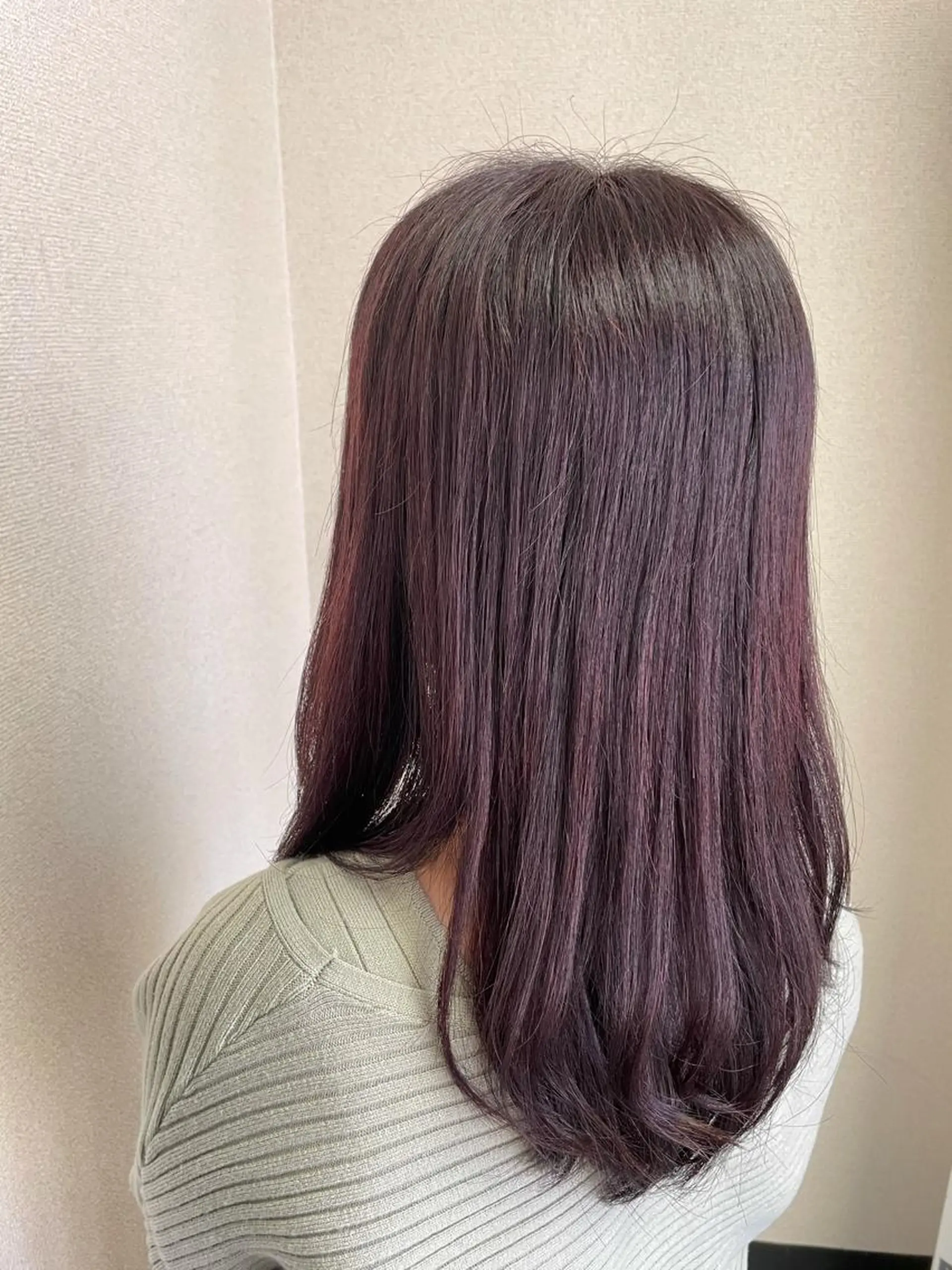 セミロング 髪質改善お任せ ください♪ひとみのヘアスタイル