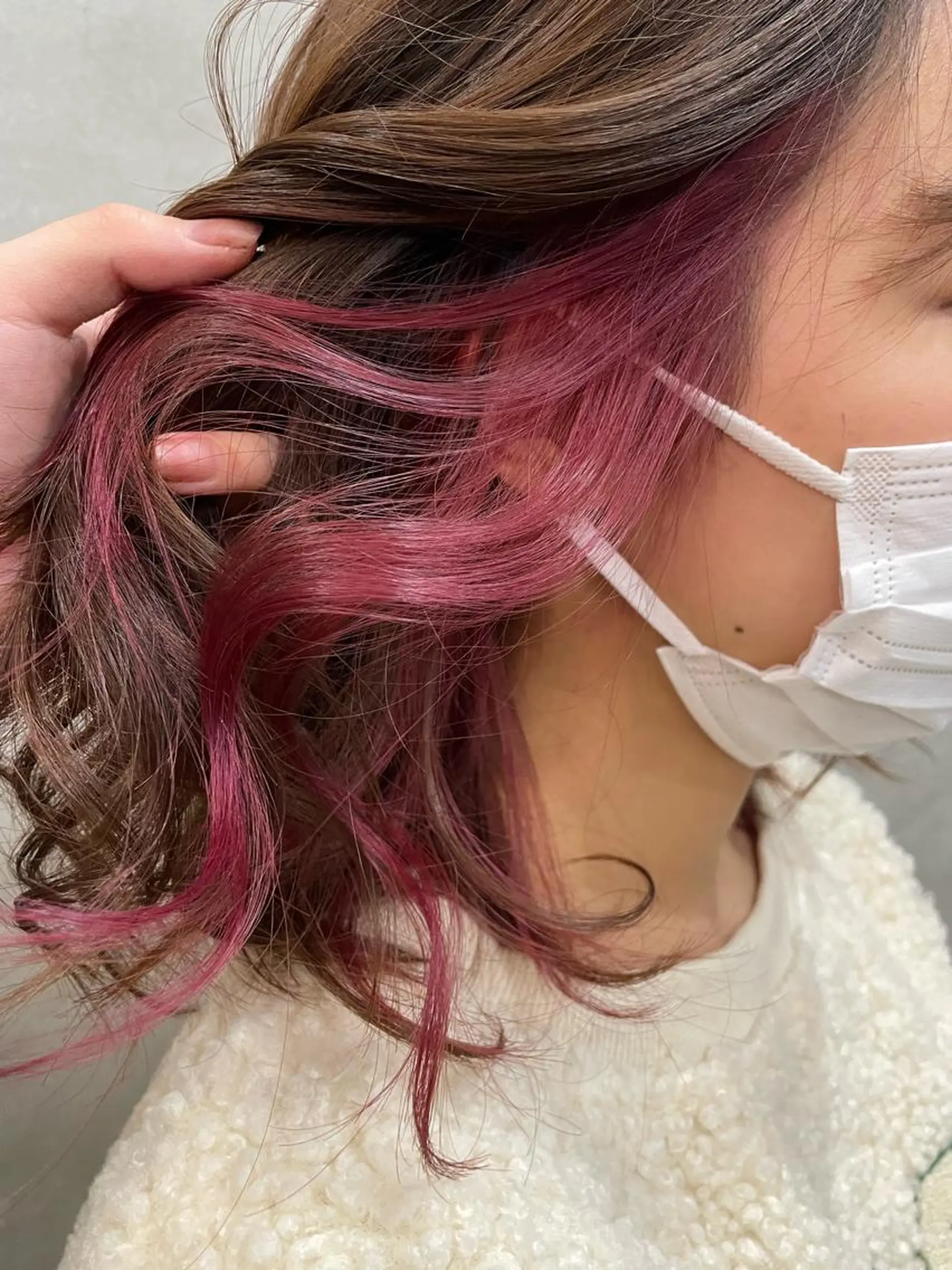 ミディアム カラー ヘアアレンジ ヘアカラー トリートメント 【ピンク/韓国ヘア/ ヘアセット】亜海のヘアスタイル