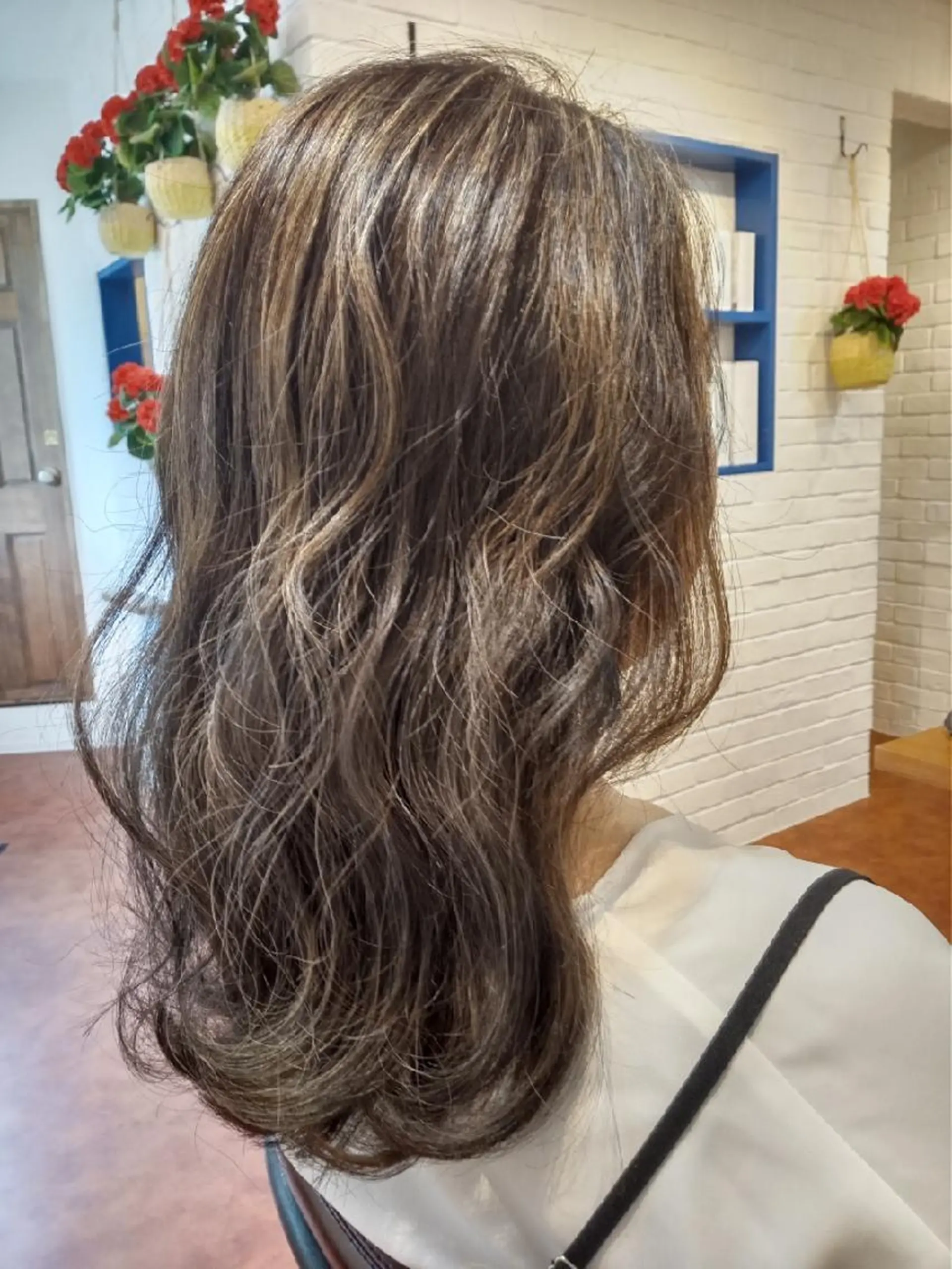 ロング カラー カット ヘアカラー トリートメント 佐久間 将のヘアスタイル