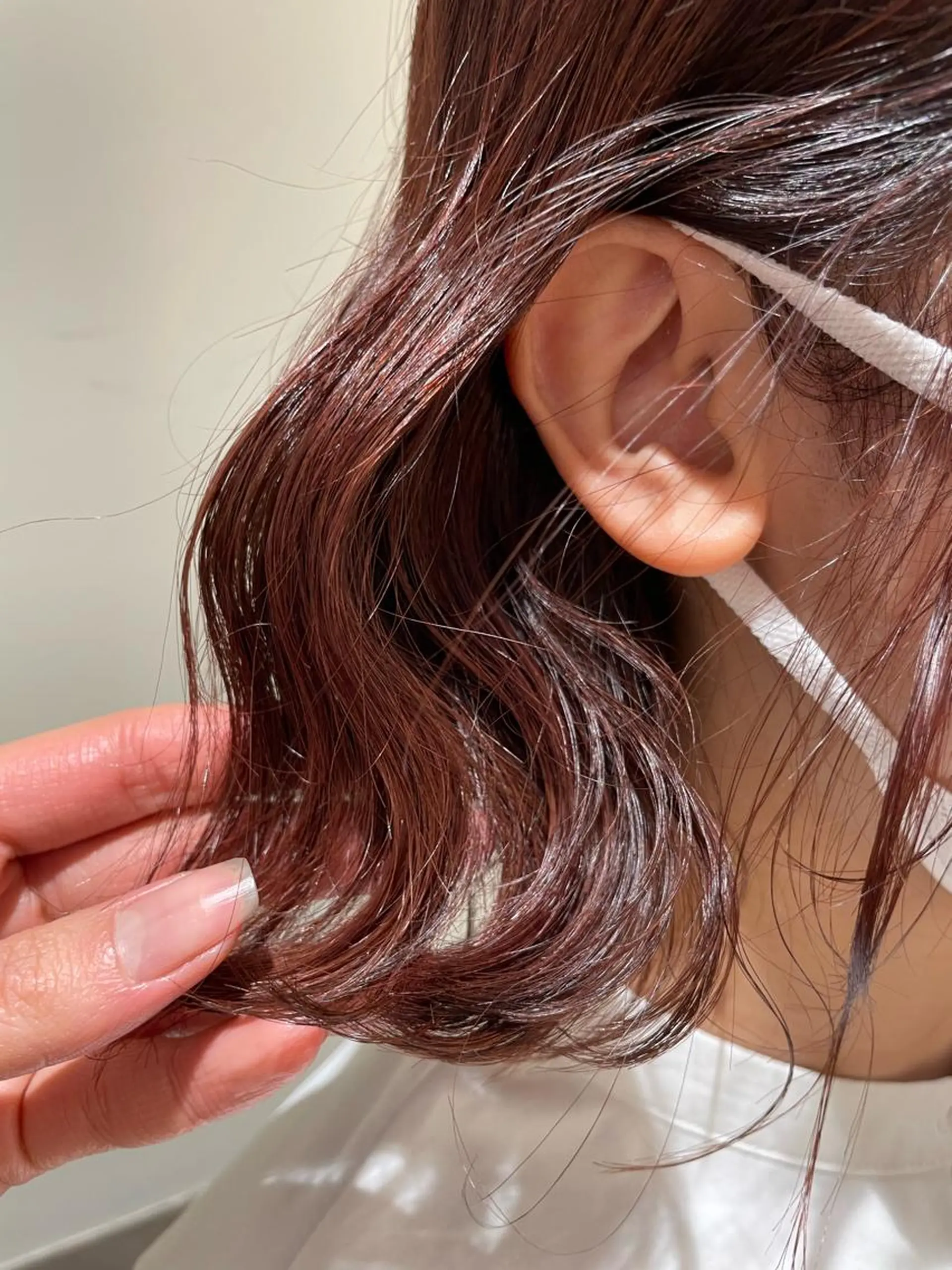 ミディアム カラー 鈴木 綾子のヘアスタイル