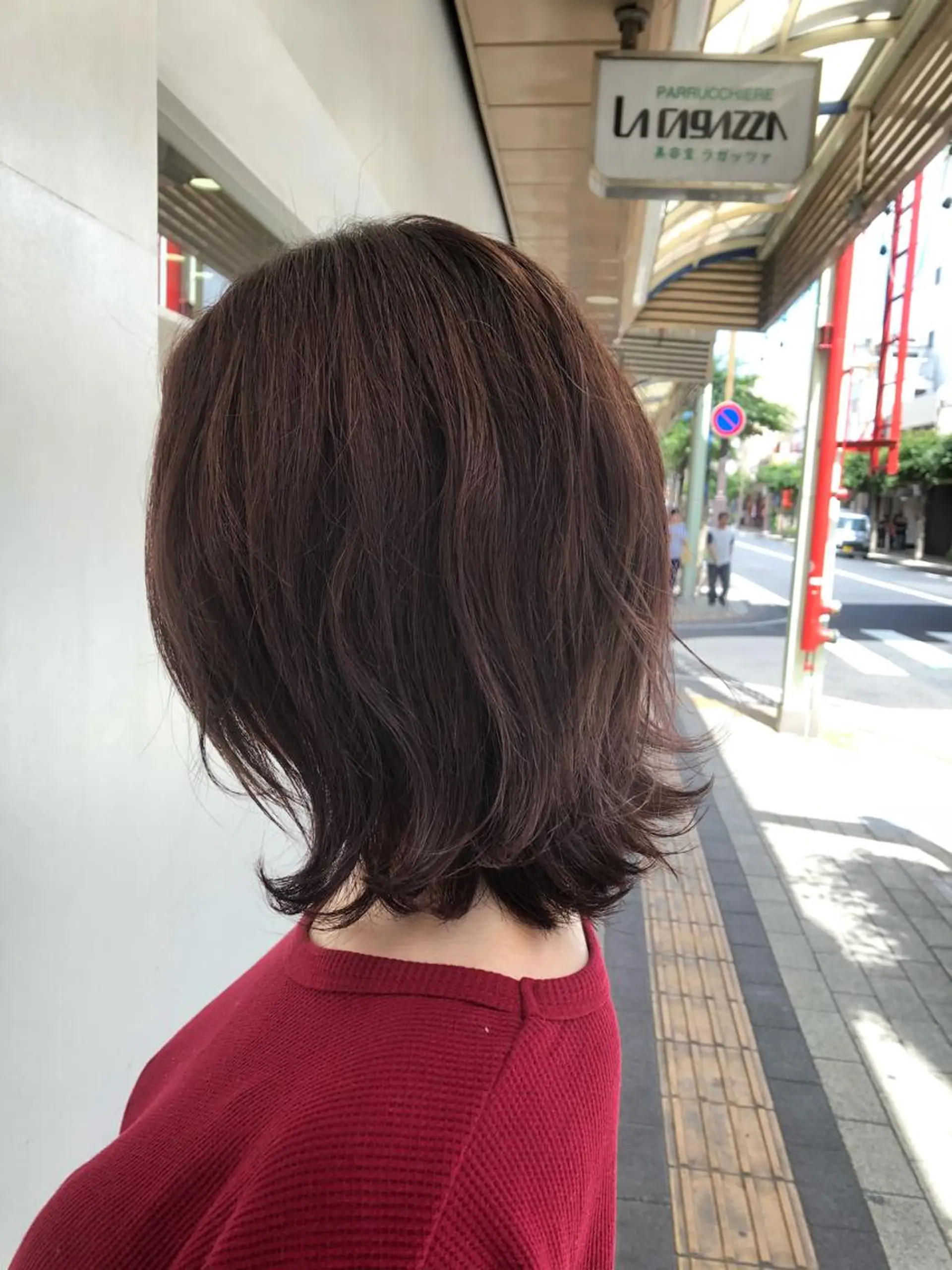 ショート カラー ハイライトカラー パープルカラー シルバー ハイライト 外ハネヘア ヘアカラー トリートメント 東條 克義のヘアスタイル