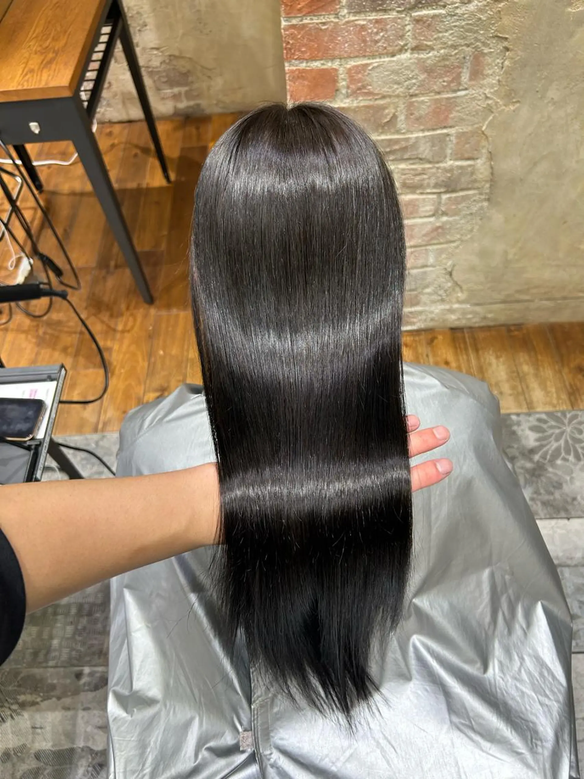 ロング カラー パーマ バレイヤージュ ブリーチ ケアブリーチ ダブルカラー ハイライトカラー カット ヘアカラー 縮毛矯正 トリートメント 新宿✨顔周りカット 韓国ヘア/坂本亜裟海のヘアスタイル