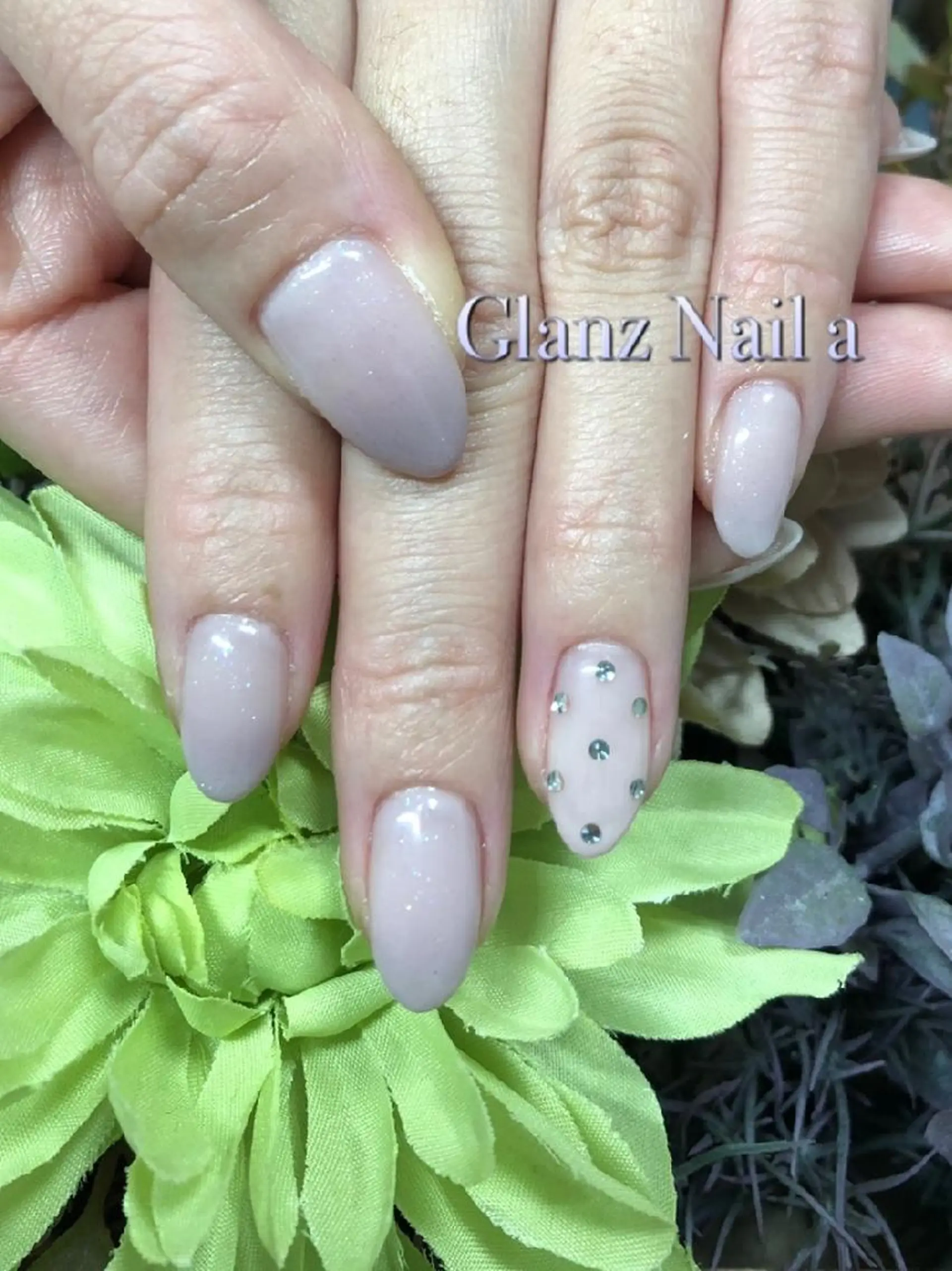 ネイル グラデーション キラキラネイル ラメ(グリッター) ストーンネイル Glanz  Nail aのネイルデザイン