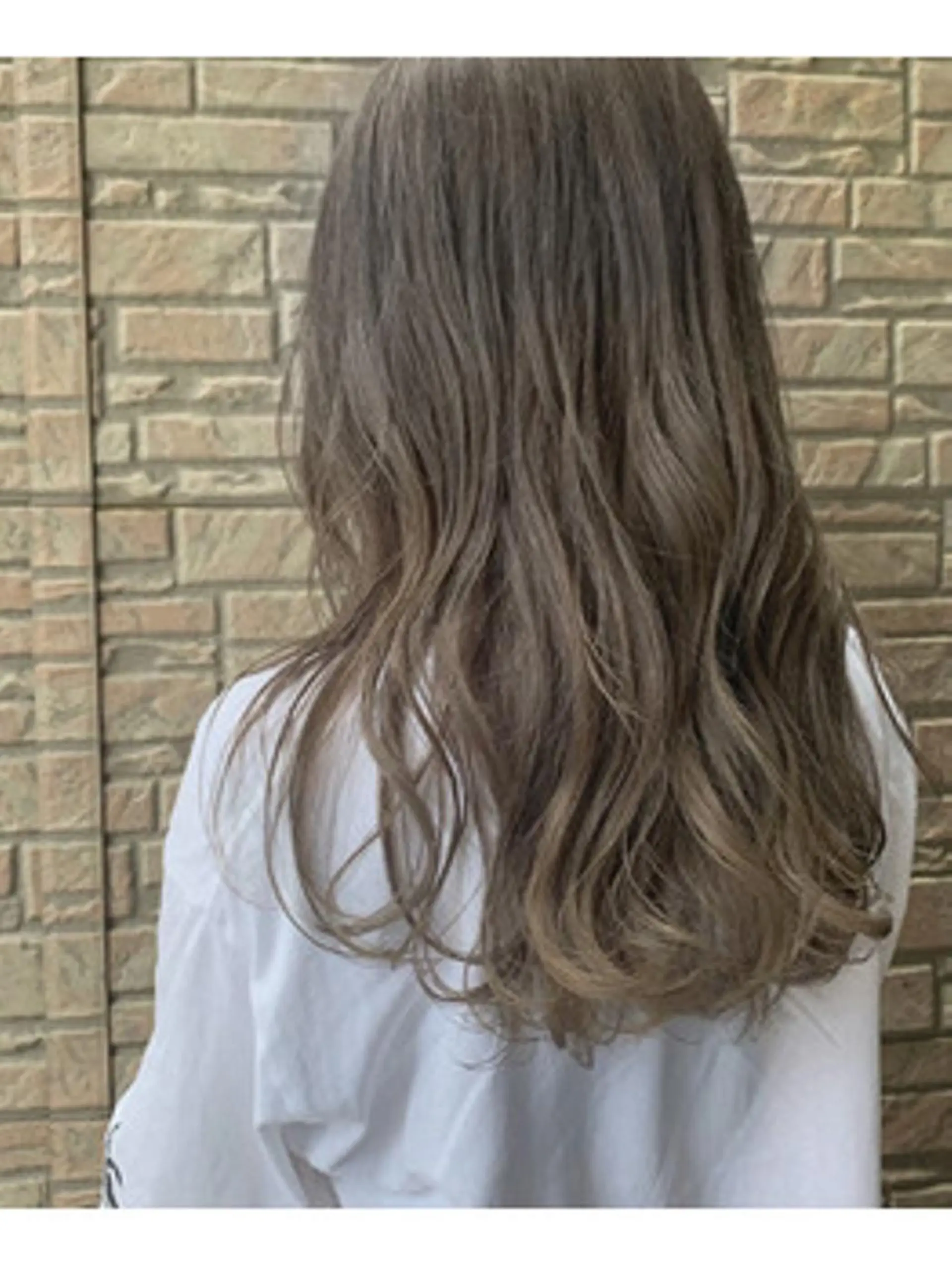 ロング ヘアカラー トリートメント EIGHT 野々市 イトウミサキのヘアスタイル