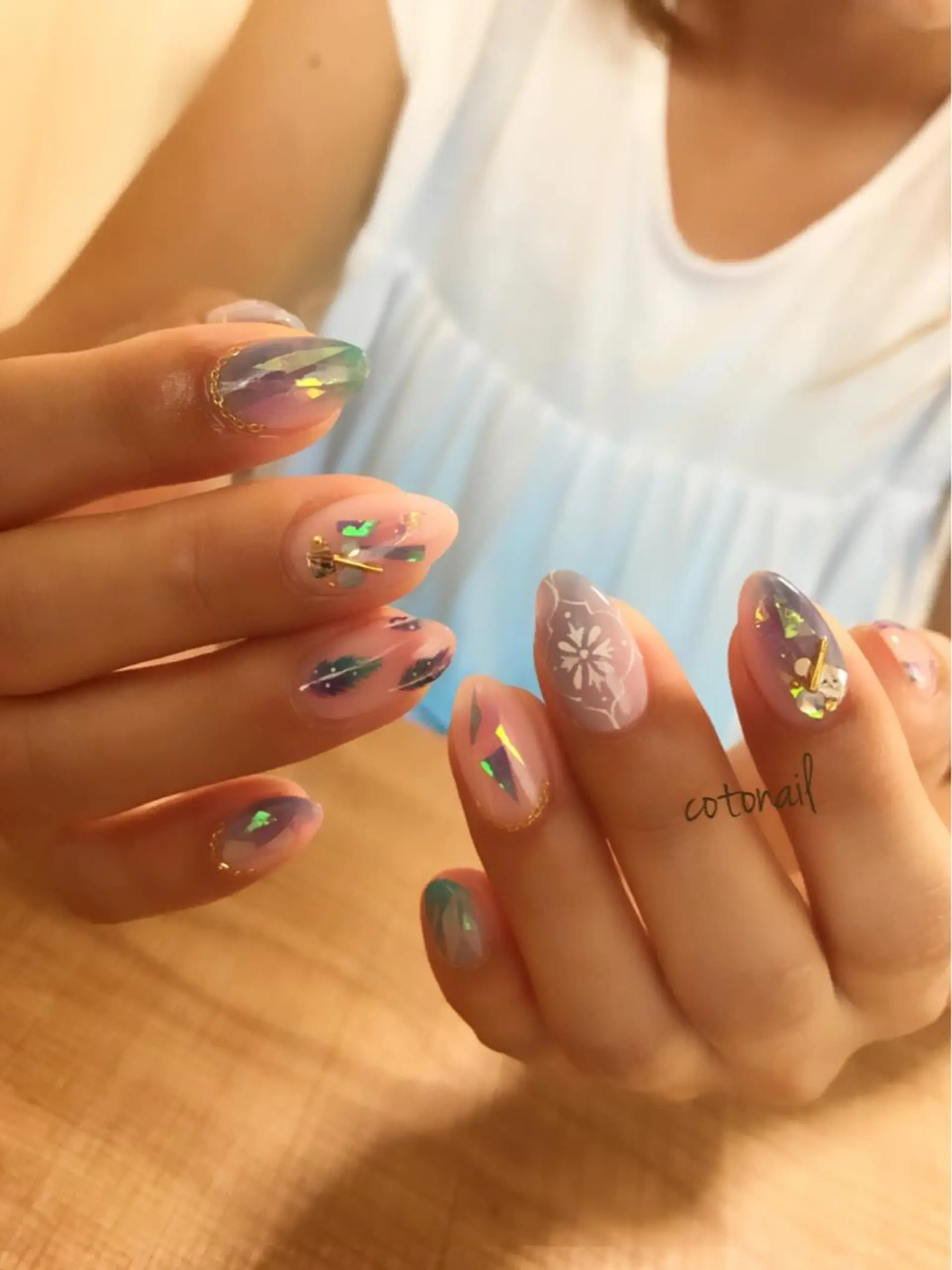 ロング ネイル ツメトマツゲ .のネイルデザイン