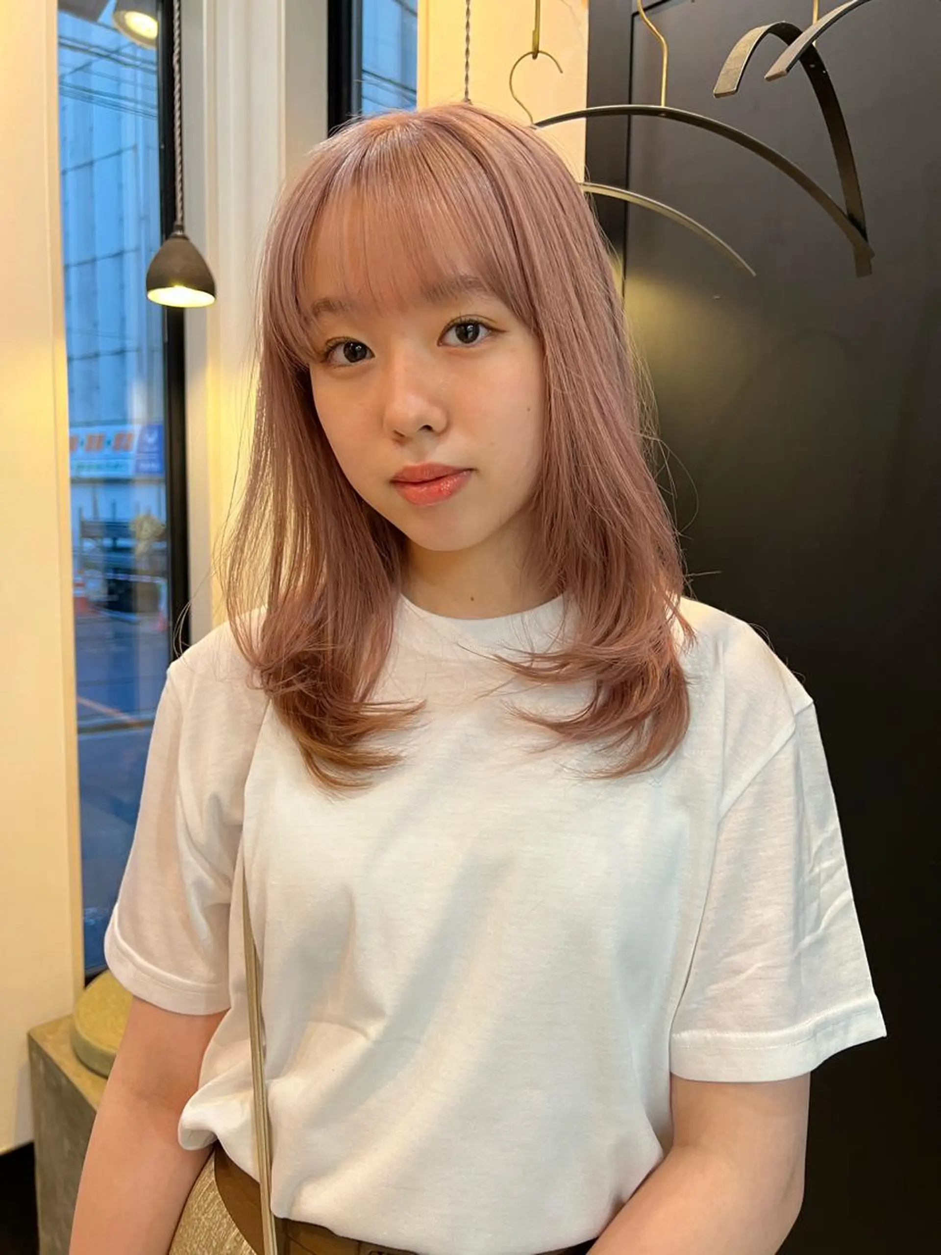 セミロング カラー ブロンド ピンクカラー ヘアカラー 【モエカ】グランジ ウルフ/ハイトーンのヘアスタイル
