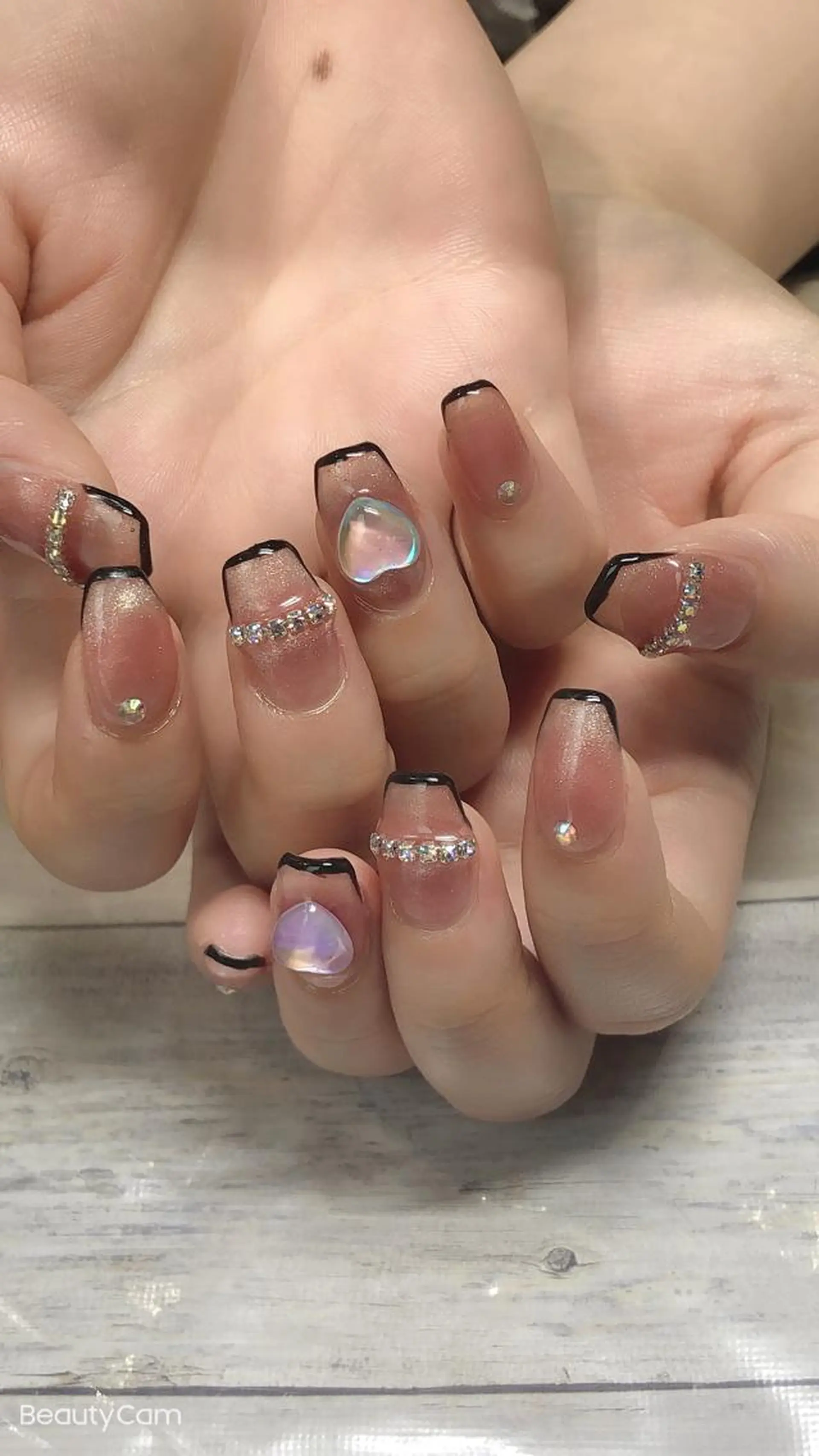 ネイル ✨アン ミユ✨のネイルデザイン