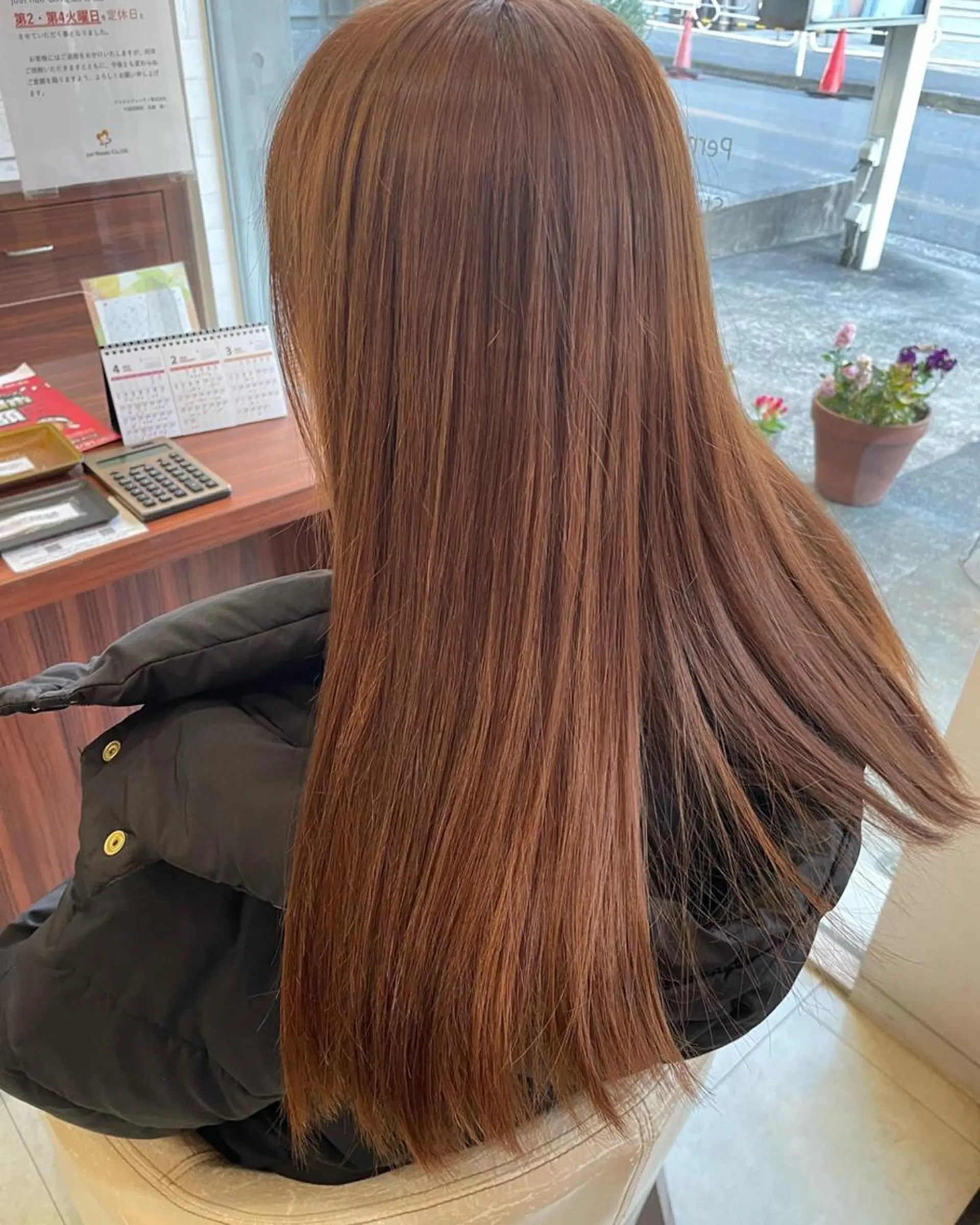 ショート カラー ハイライトカラー インナーカラー ハイライト 髪質改善 縮毛矯正 justbeauty CiNQのヘアスタイル