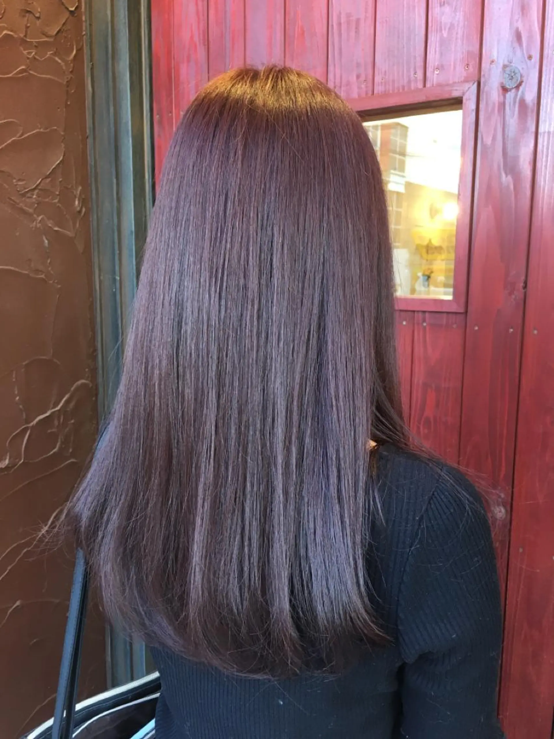 セミロング カラー イルミナカラー ピンクカラー plaatje 義見のヘアスタイル