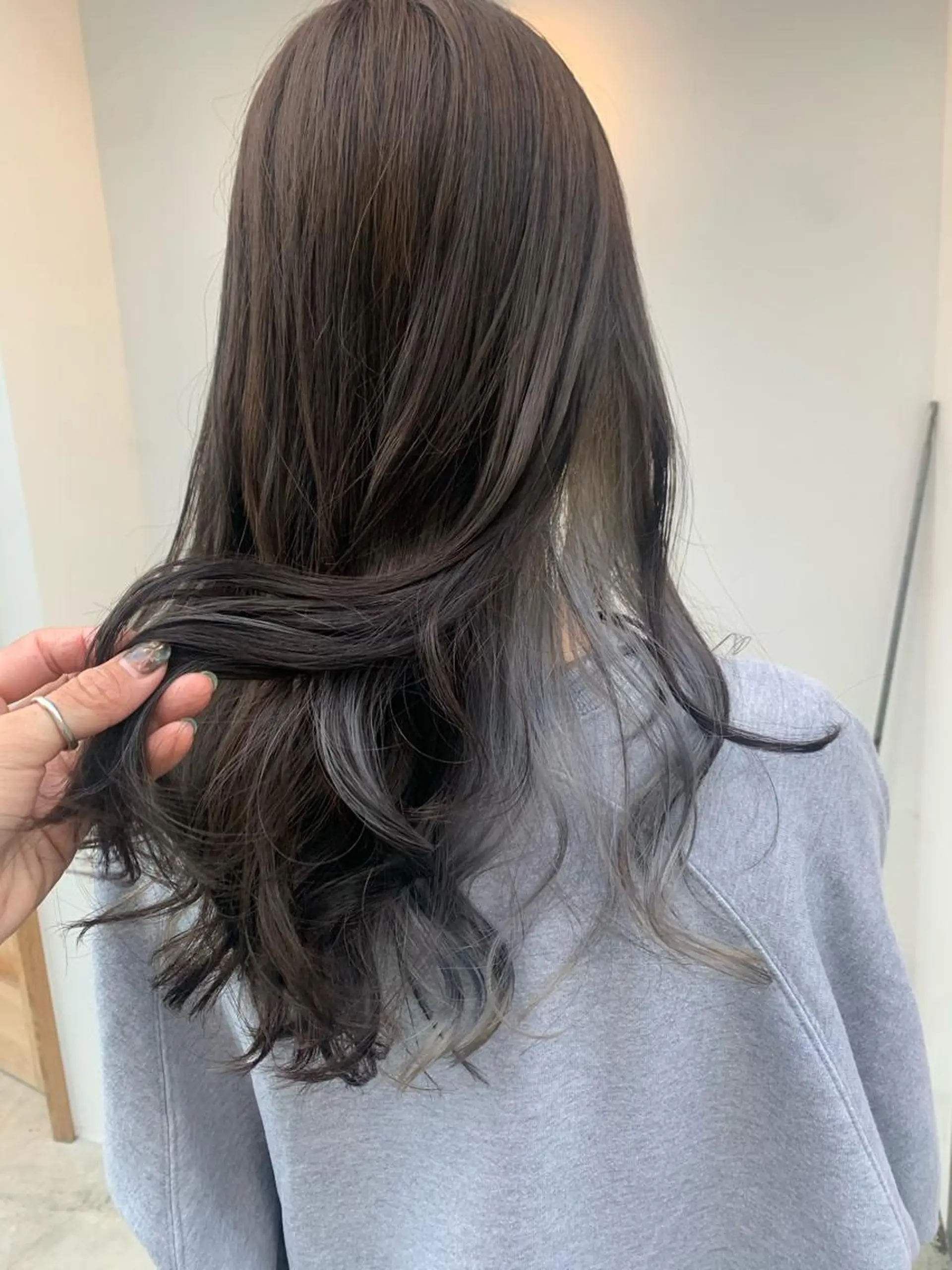 セミロング カラー アッシュ インナーカラー ラベンダーカラー ラベンダーアッシュ オレンジ ヘアカラー 中目黒🌼 🌼ハナのヘアスタイル
