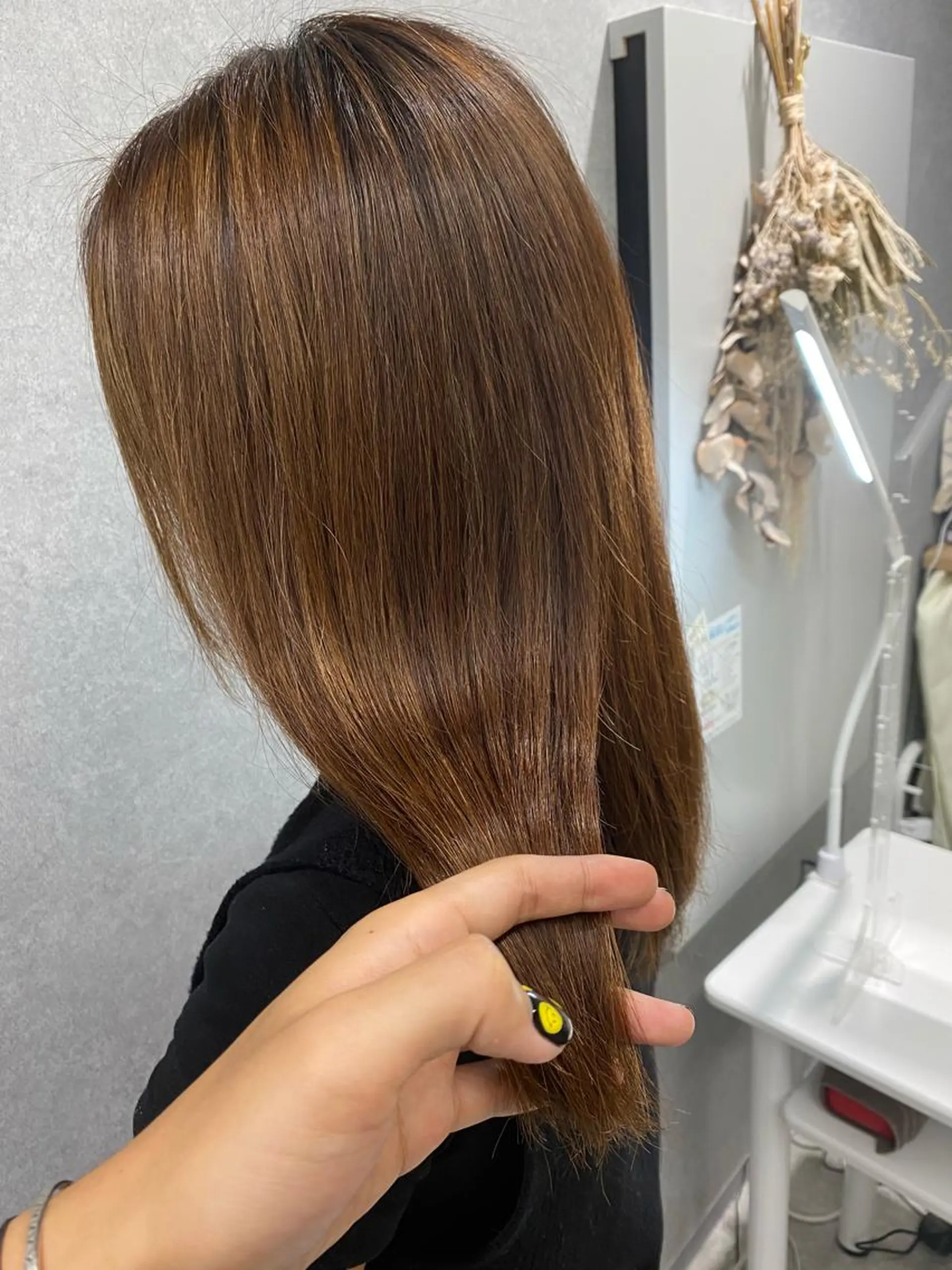 セミロング カット 縮毛矯正 ハイトーンヘア/ 島崎　タクミのヘアスタイル