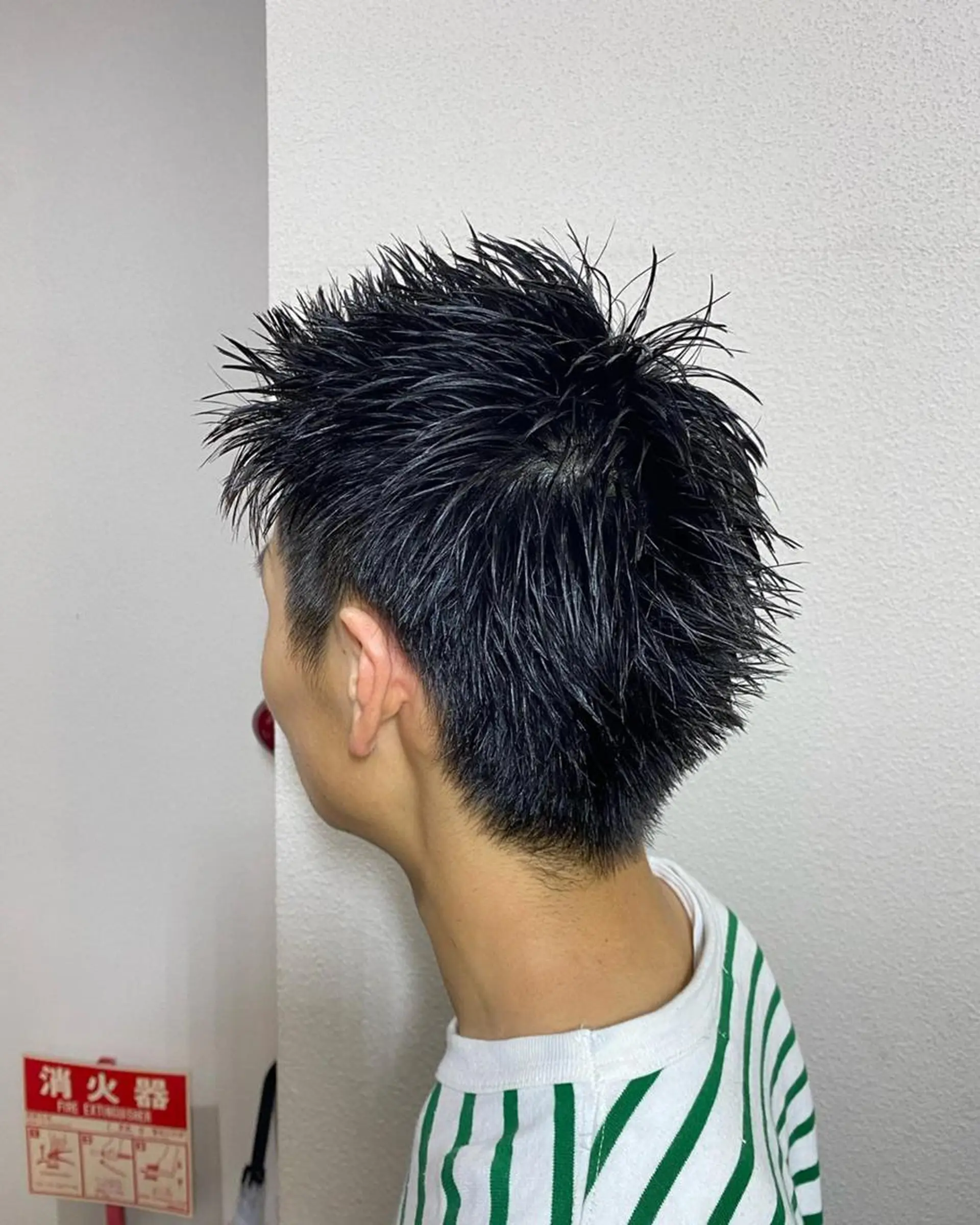 ショート メンズ スパイキーショート ショートヘア メンズ特化 岸本 阪急六甲サロンドロイのヘアスタイル