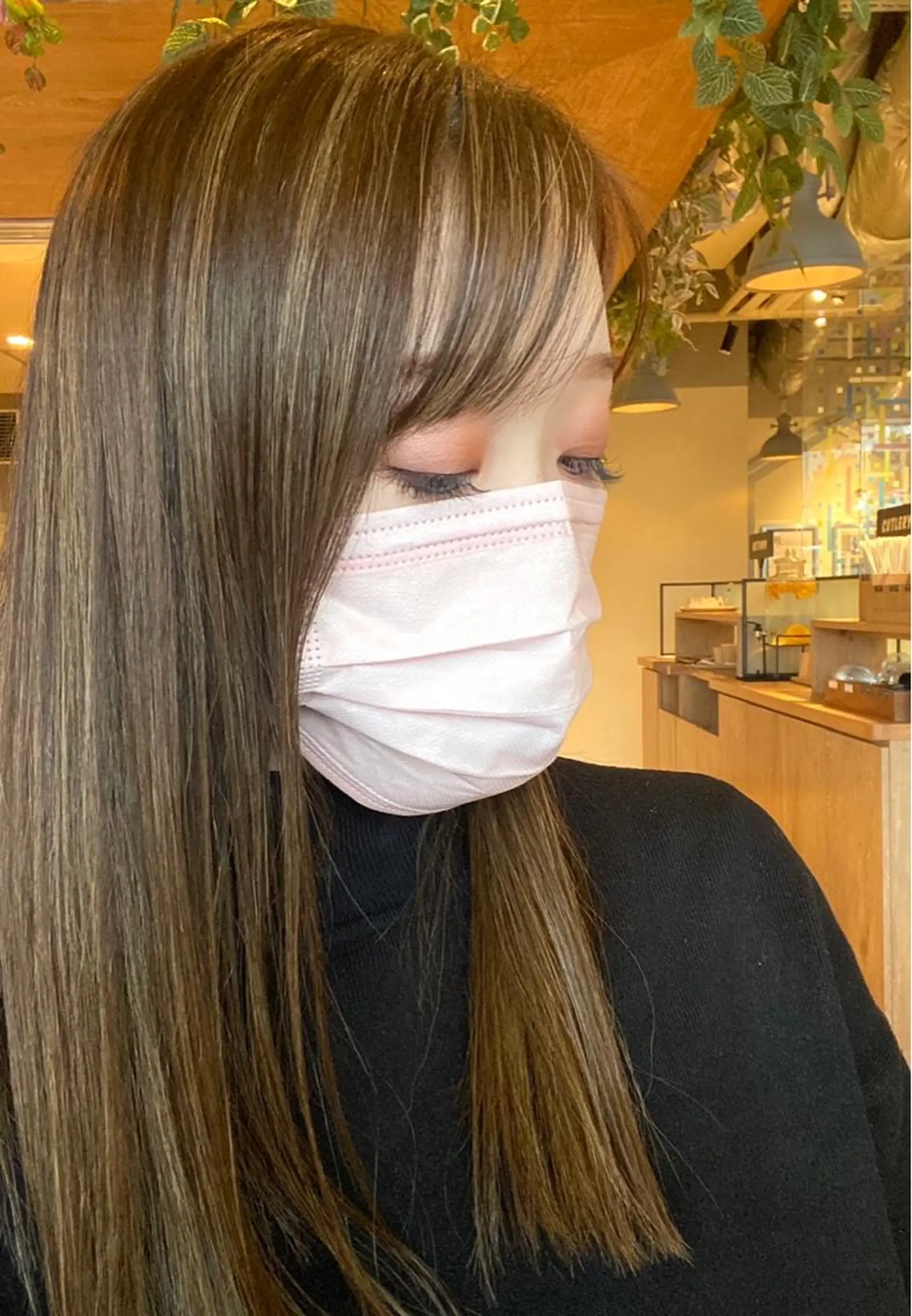 ロング カラー ハイライト 透明感カラー松本のヘアスタイル