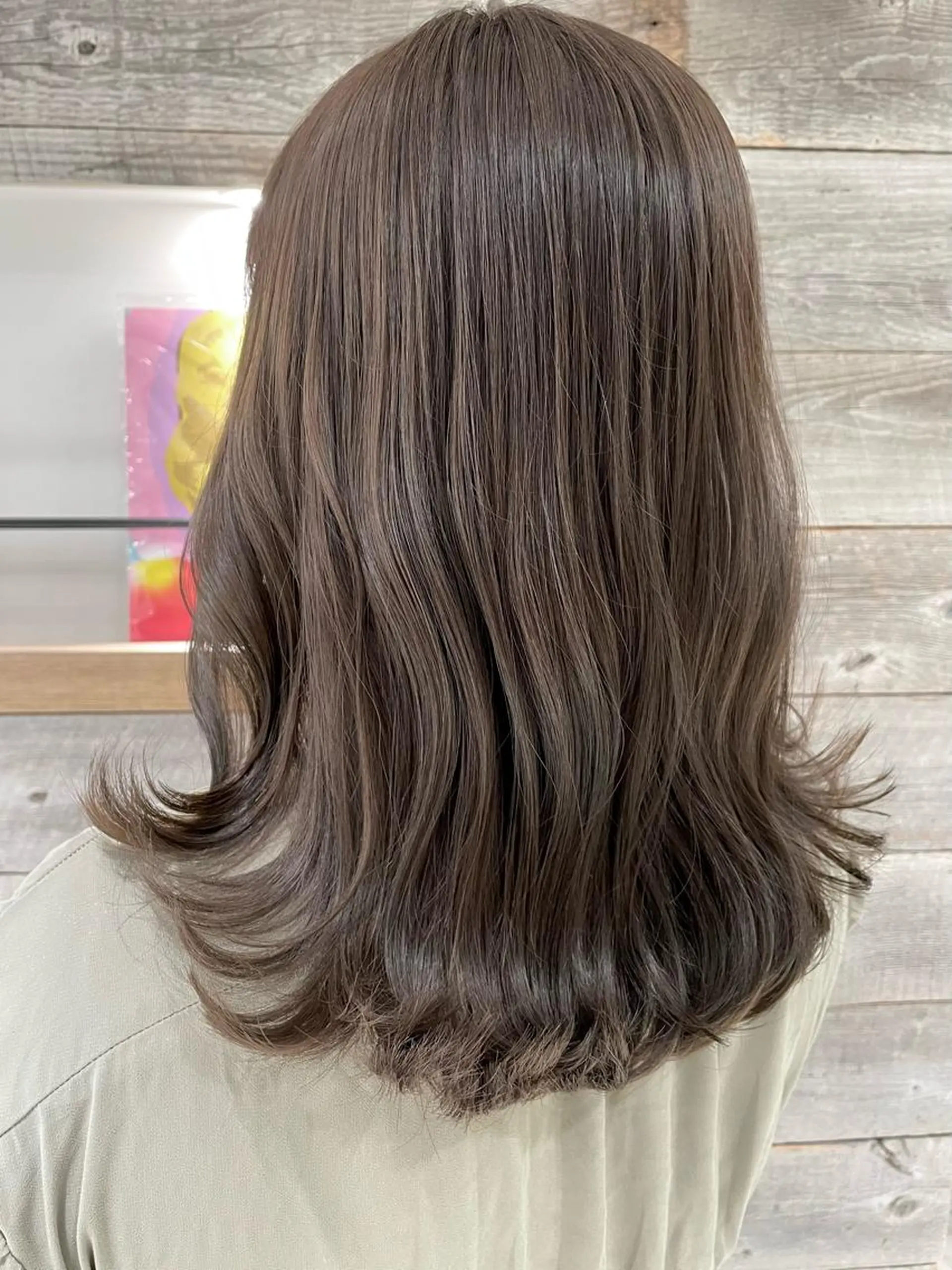 ミディアム カラー アッシュ ベージュカラー カット ヘアカラー 卒業式受付中🌻 肥田亜沙美のその他イメージ