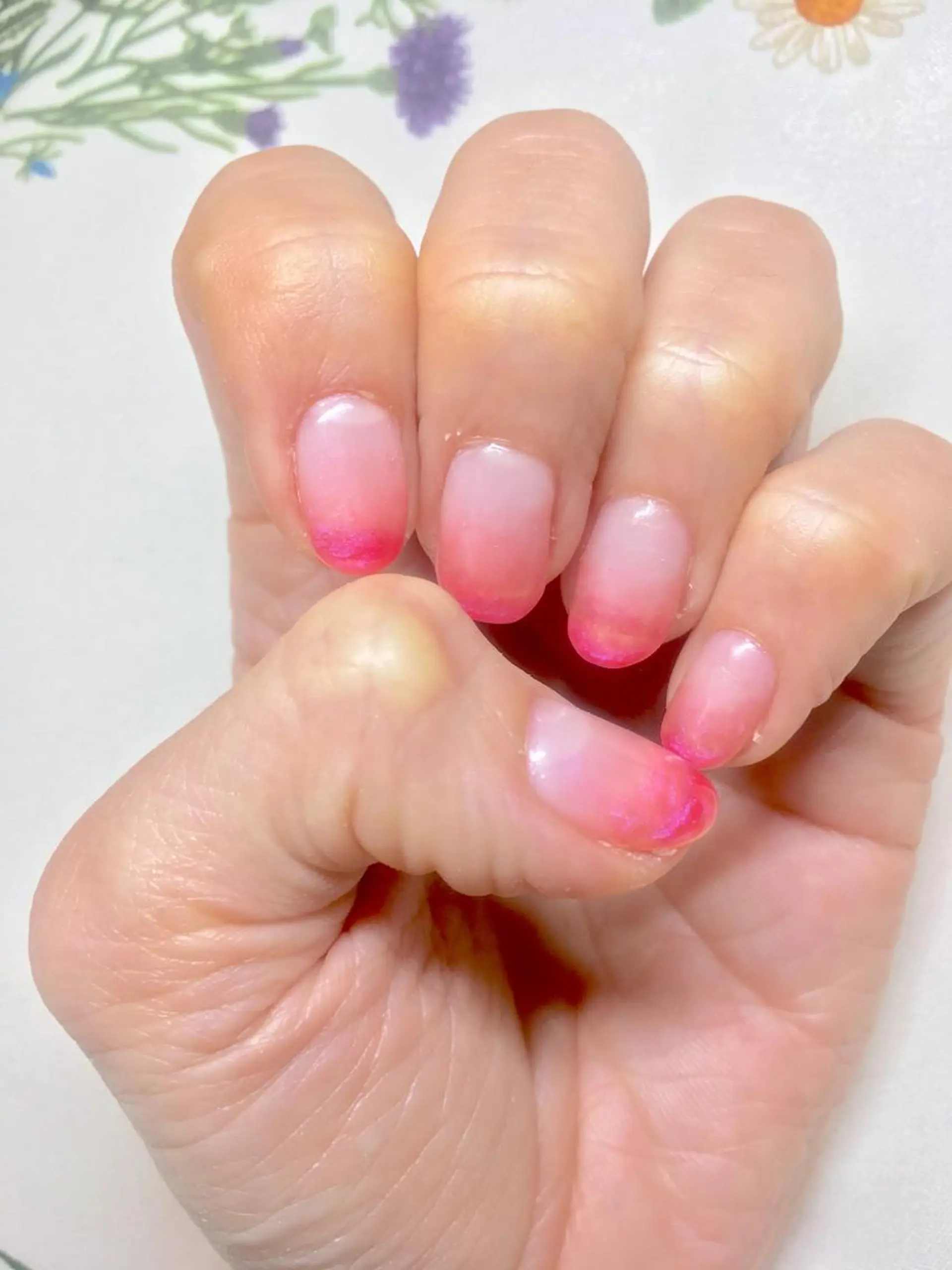 ネイル 新宿ネイルサロン ジェミディローサのネイルデザイン