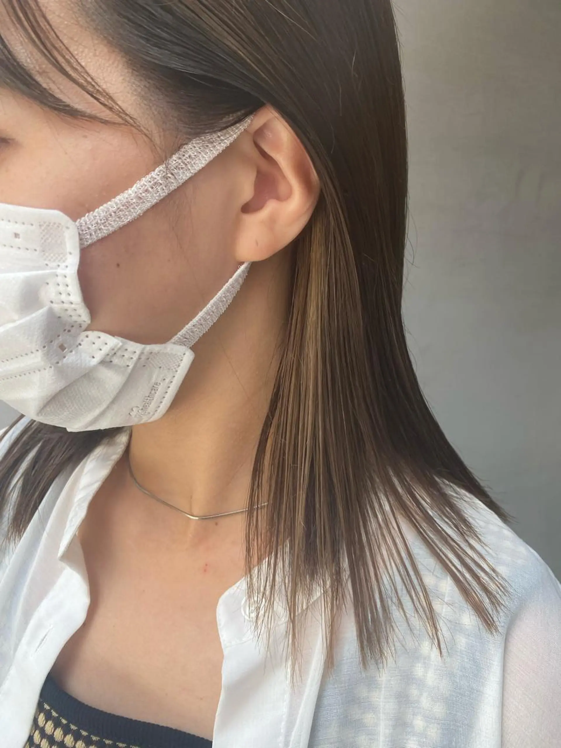 ミディアム shiori ﾍﾞｰｼﾞｭｶﾗｰのヘアスタイル