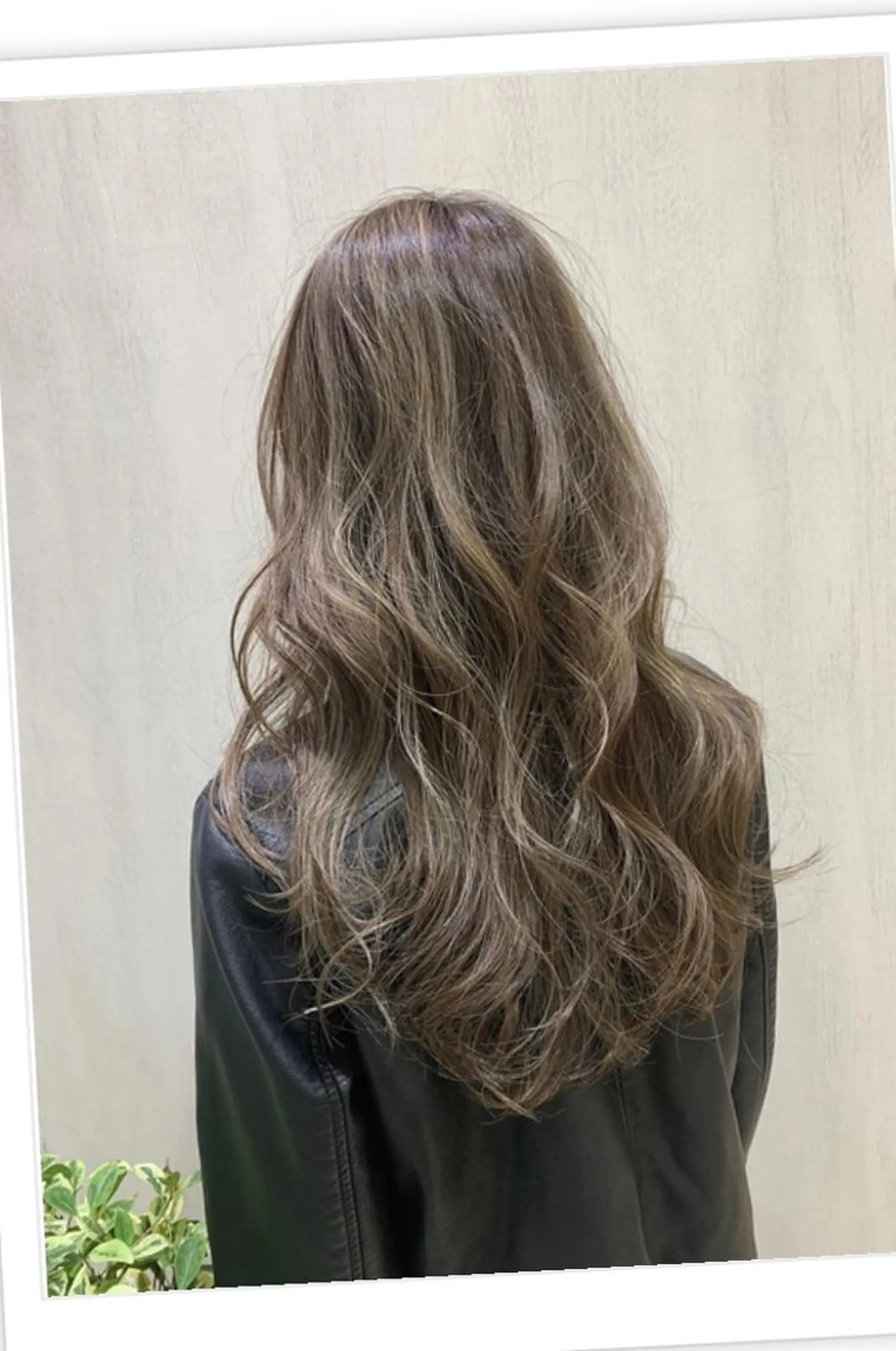 ミディアム カラーリスト菅澤 岳のヘアスタイル
