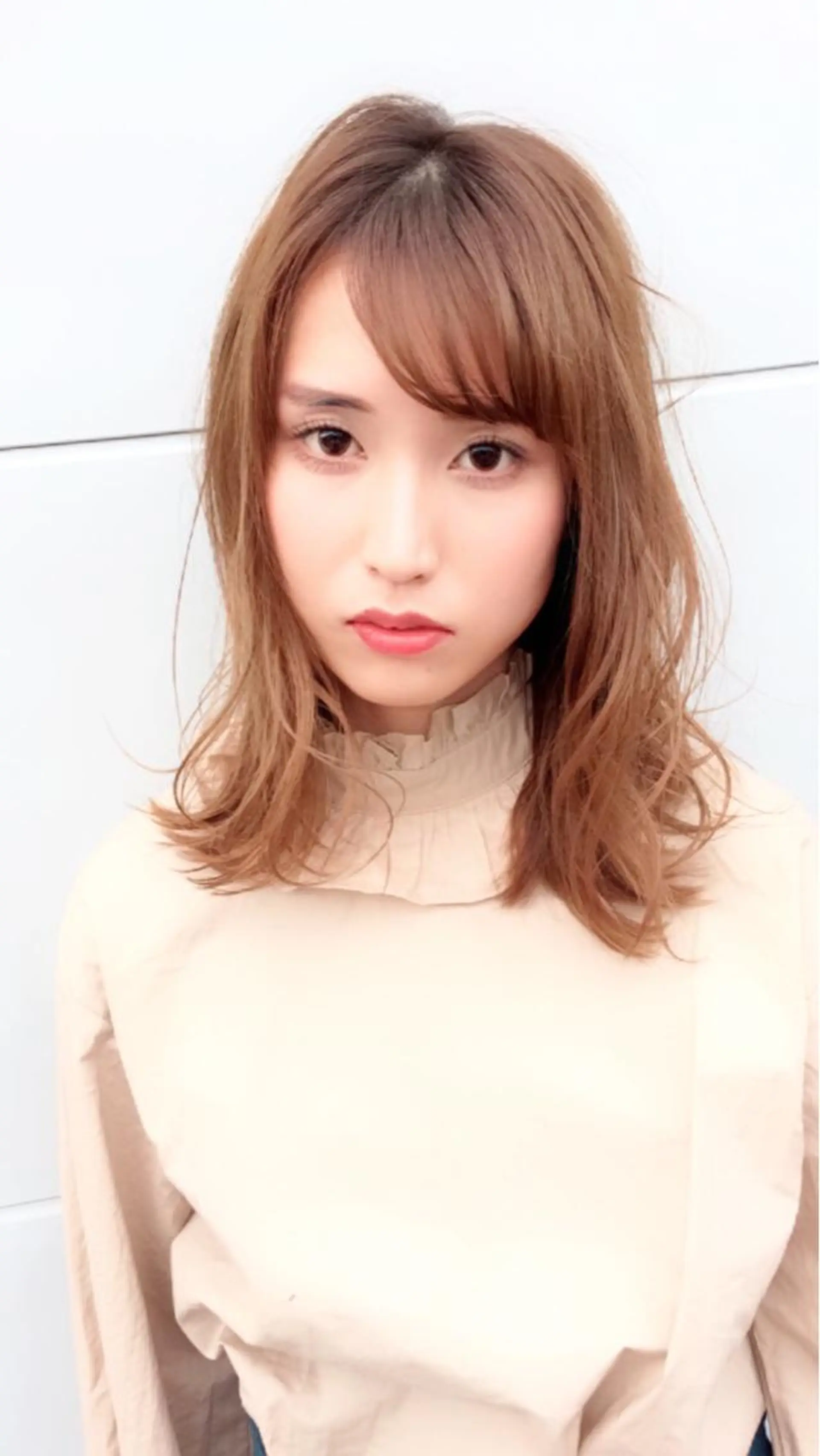 セミロング 福島 妃佳留のヘアスタイル