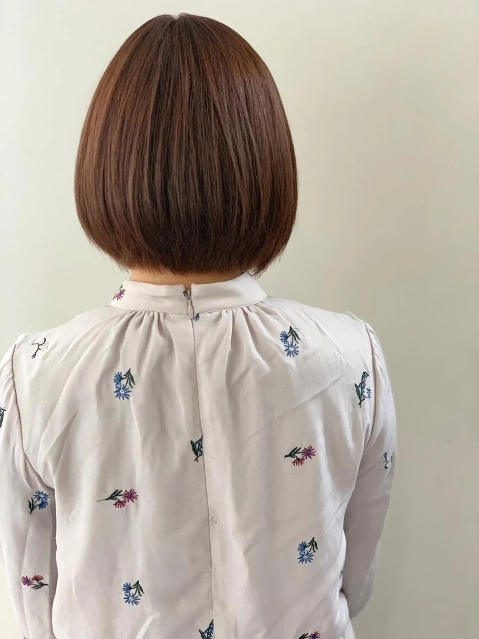 ショート カラー パーマ カット 縮毛矯正 トリートメント 松川  智行のヘアスタイル