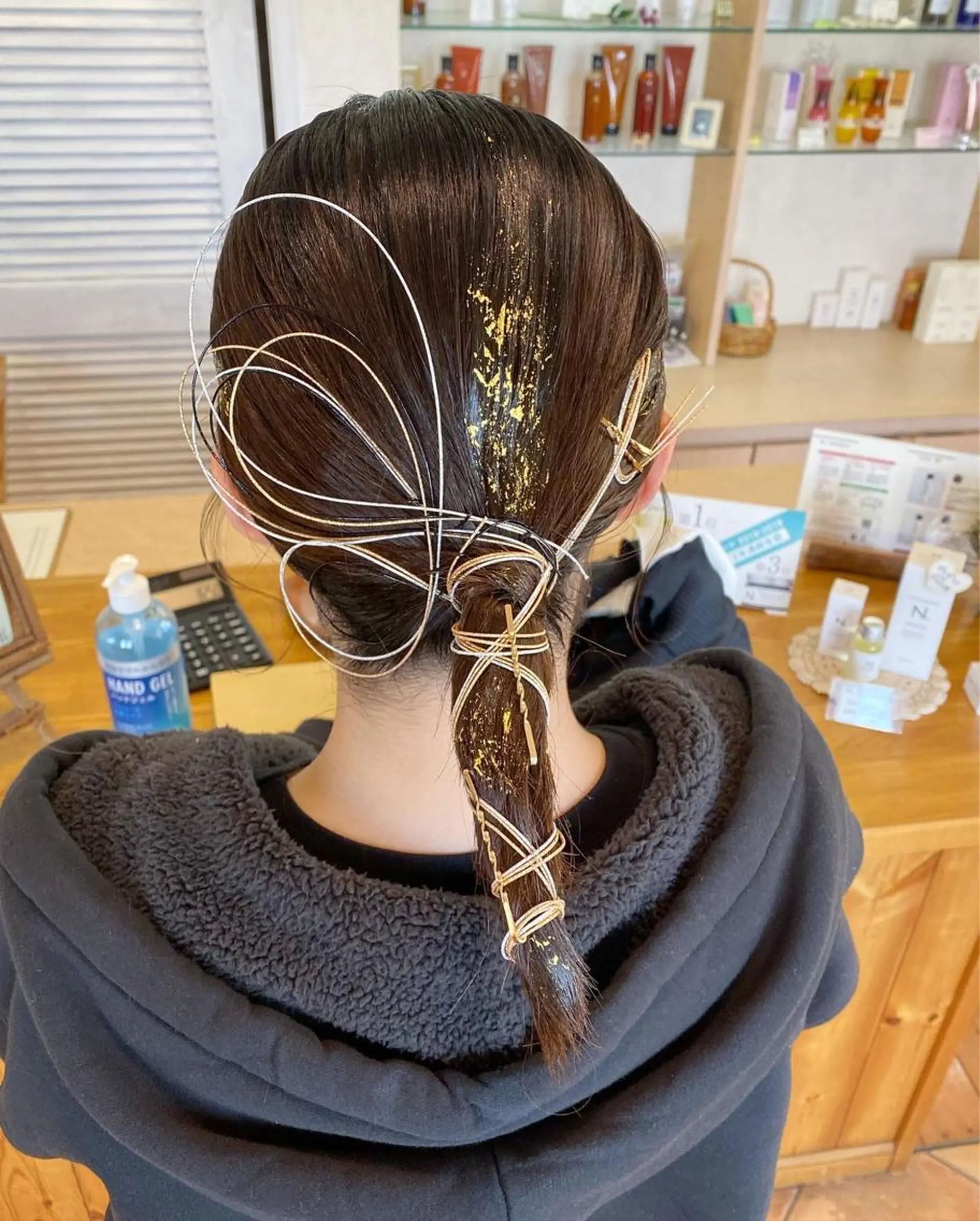 ミディアム ヘアアレンジ 卒業式のヘアスタイル 荒木 ひろかのヘアスタイル