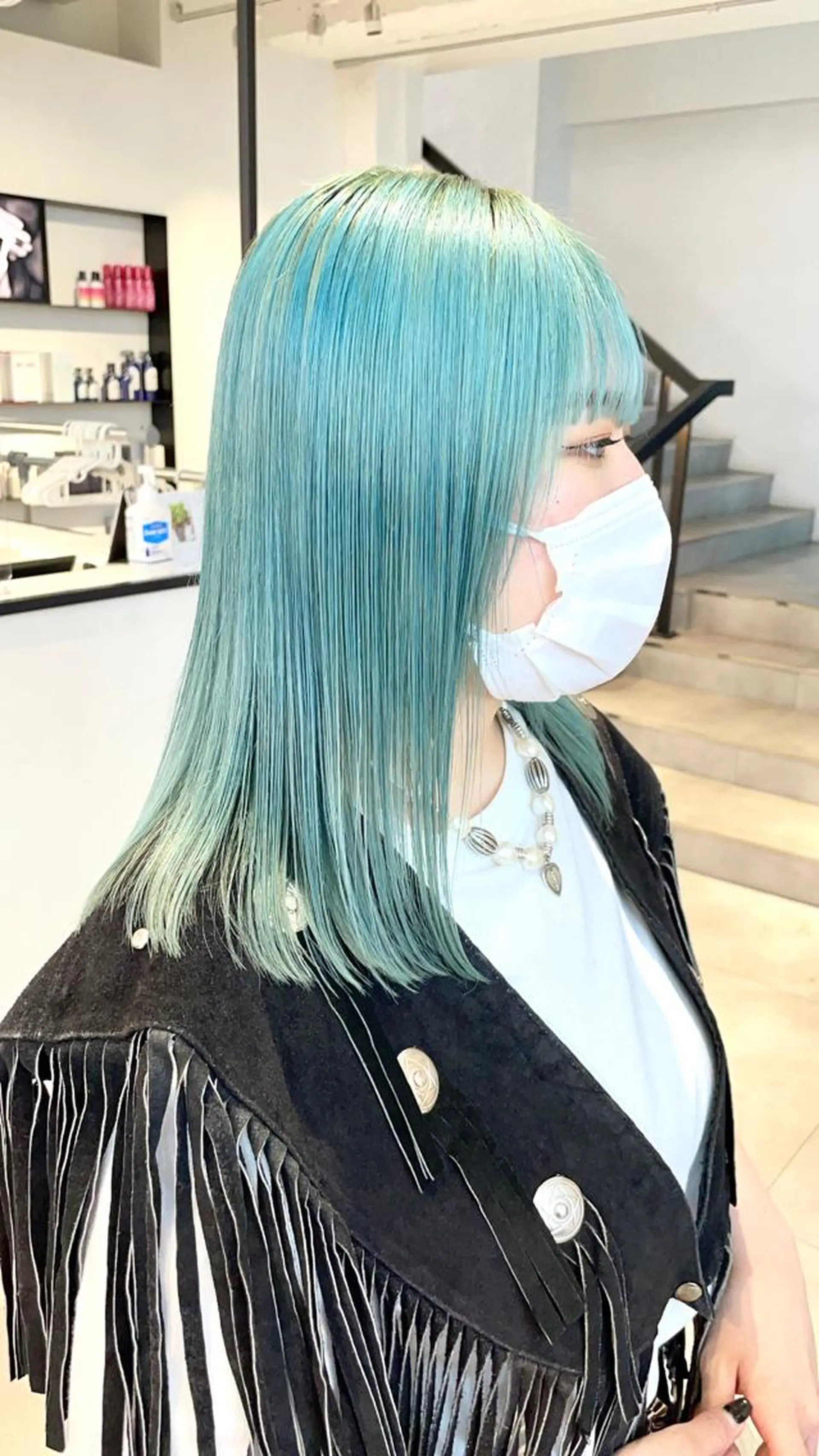 セミロング カラー ヘアカラー 🇰🇷カルマパーマ kaito🇰🇷のヘアスタイル