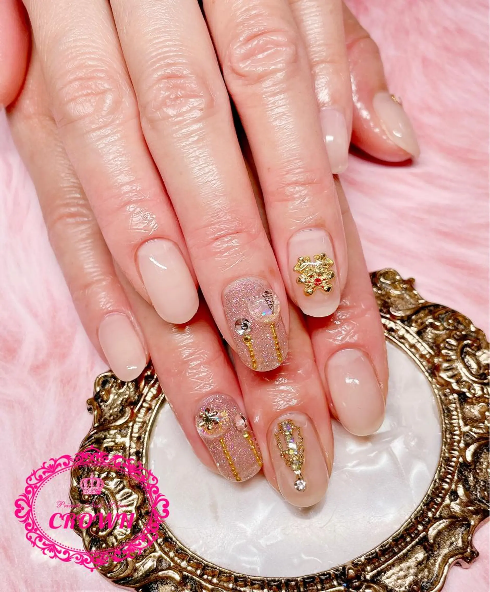 ネイル CROWN プライベートサロンのネイルデザイン