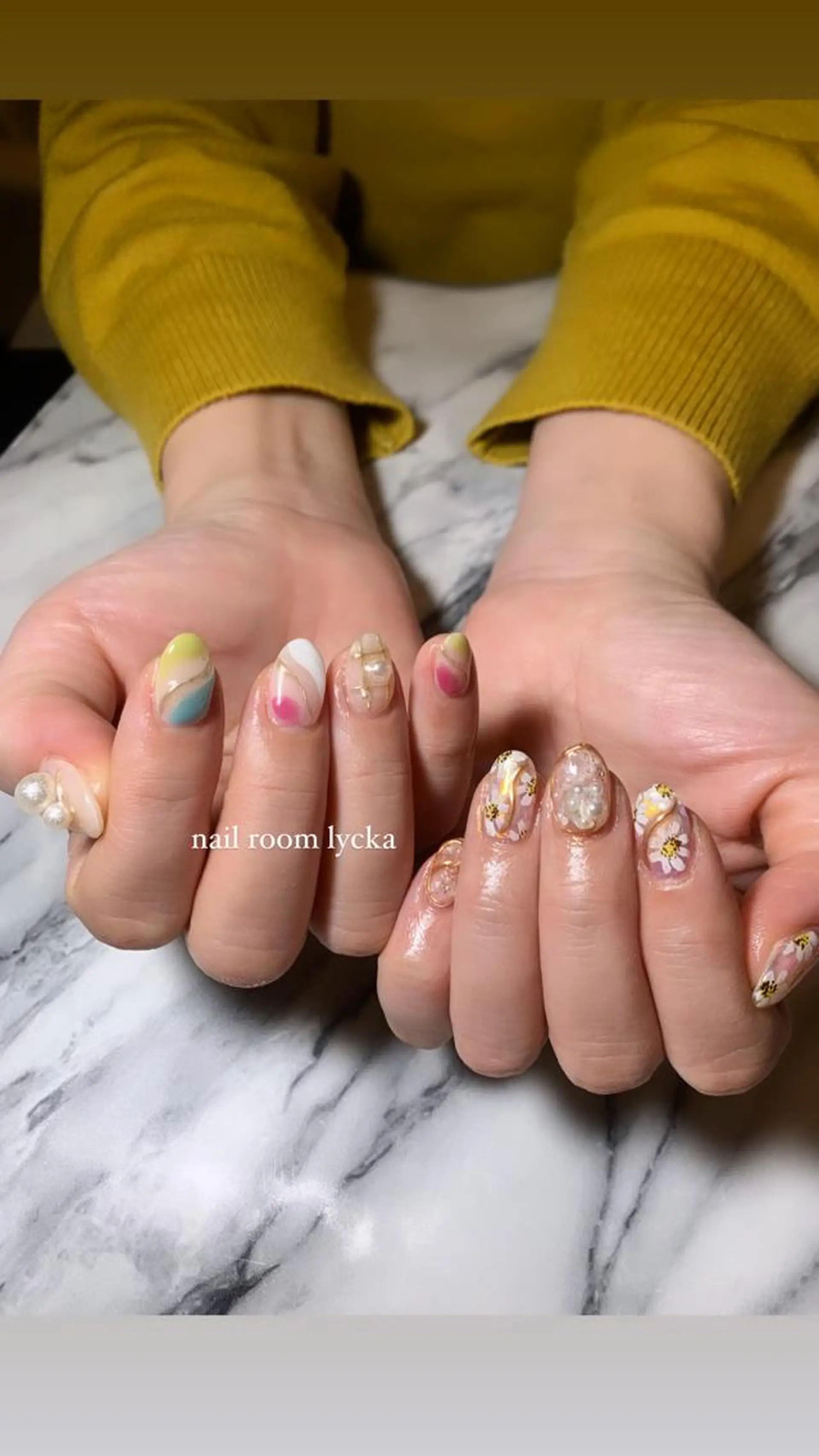 ネイル ﾈｲﾙﾙｰﾑﾘｯｶ 𝐦𝐚𝐲𝐮のネイルデザイン